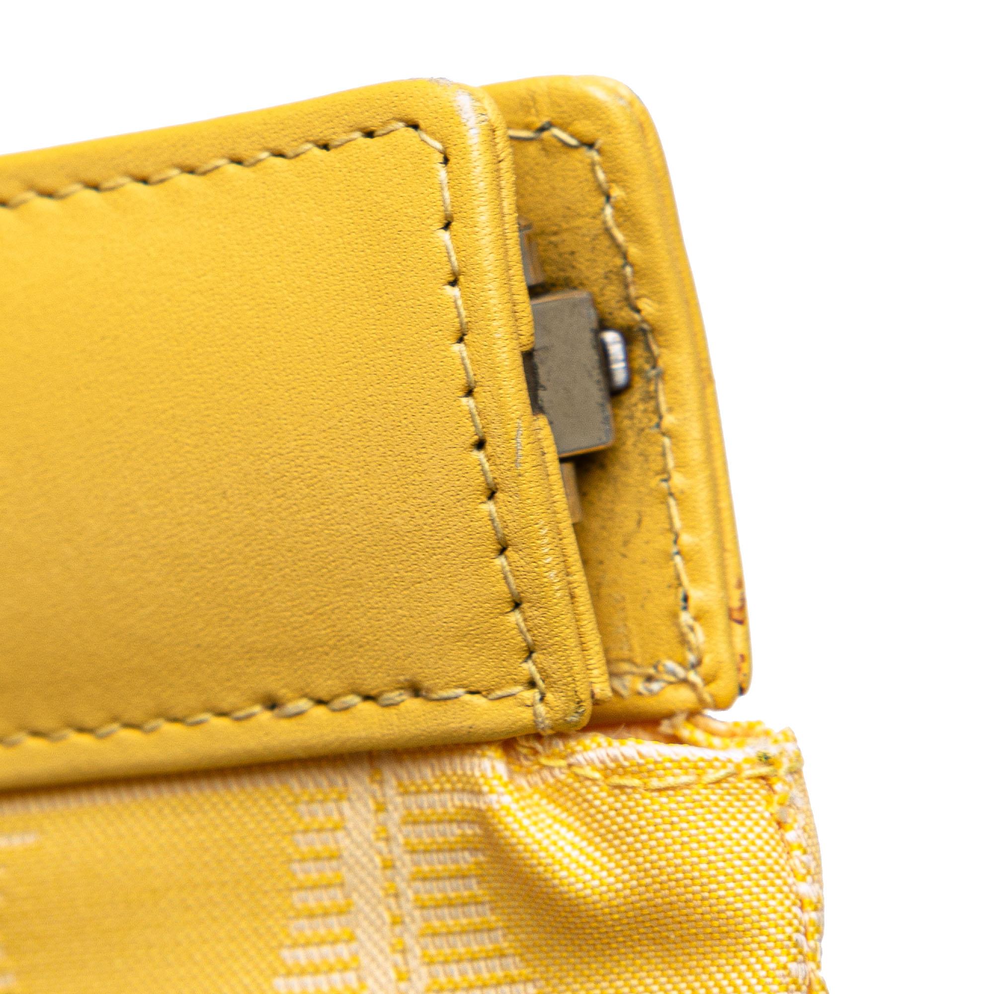 Chanel New Travel Line Handbag (SHG-L2MxnI)