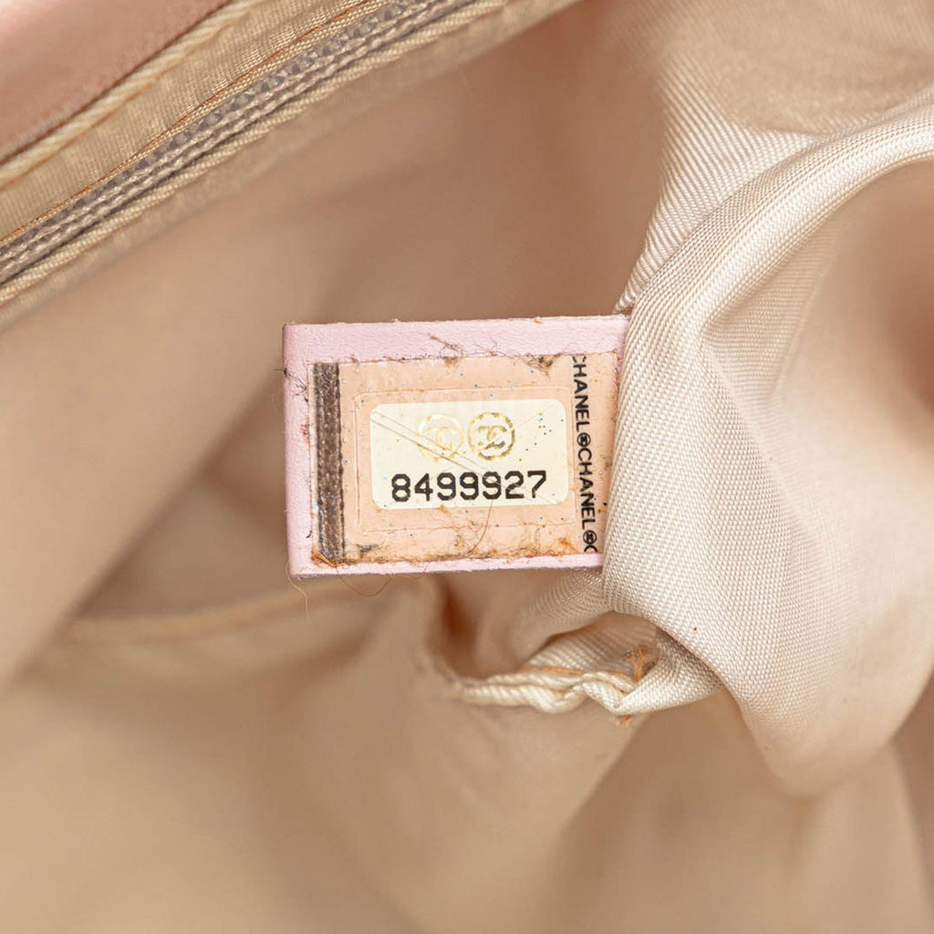 Chanel New Travel Line Handbag (SHG-4Qf98C)