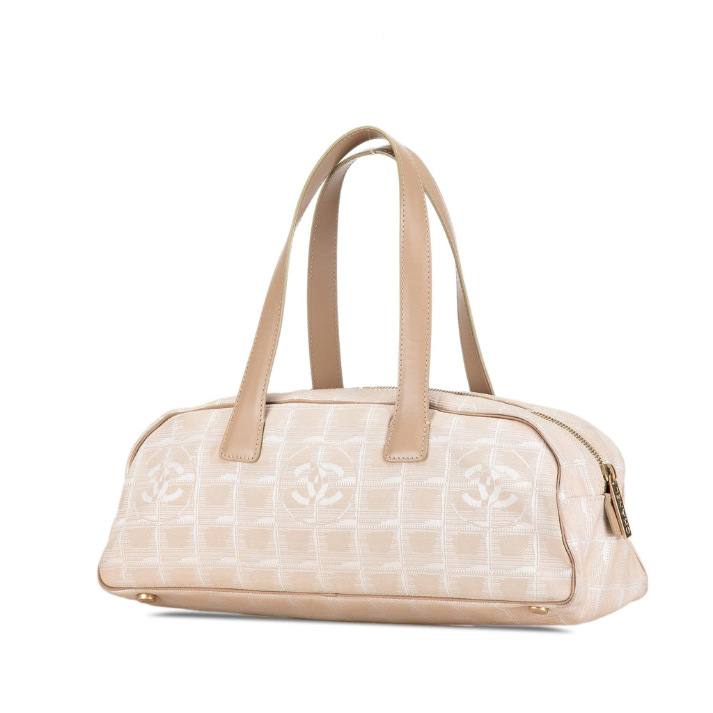 Chanel New Travel Line Handbag (SHG-3MpQA7)