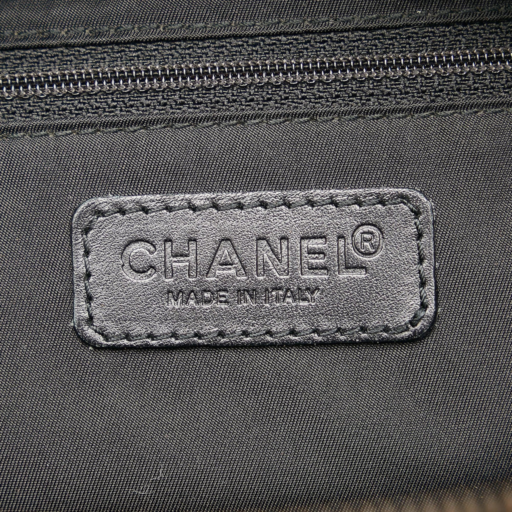 Chanel New Travel Line Nylon Handbag (SHG-28365)
