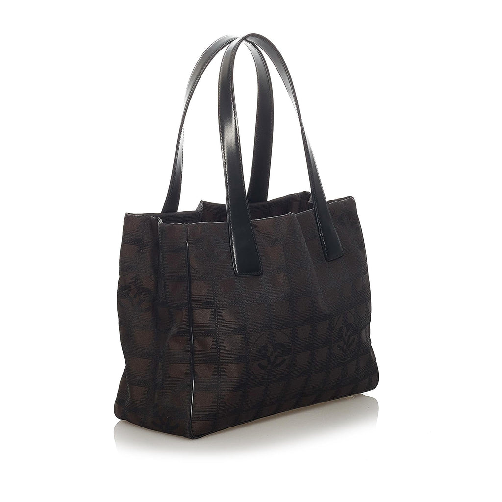 Chanel New Travel Line Nylon Handbag (SHG-28981)