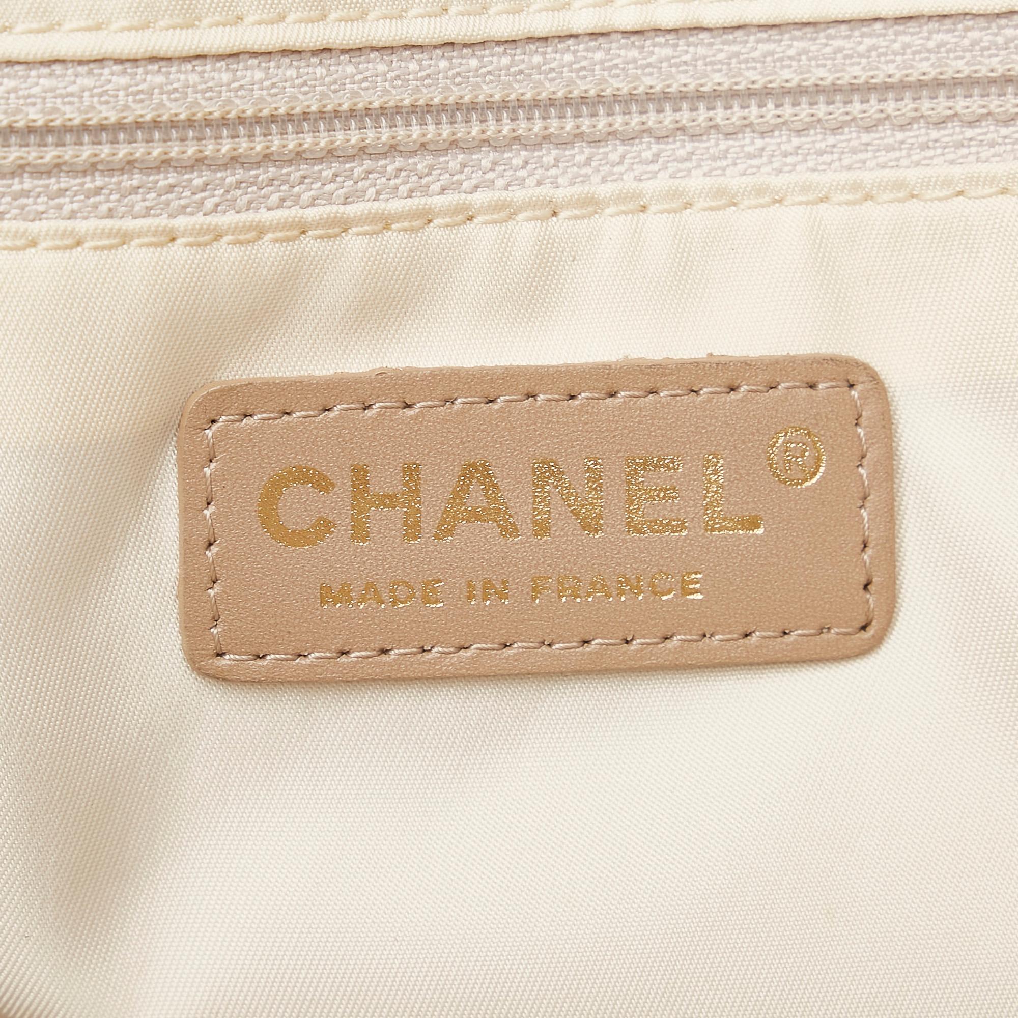 Chanel New Travel Line Nylon Handbag (SHG-29986)