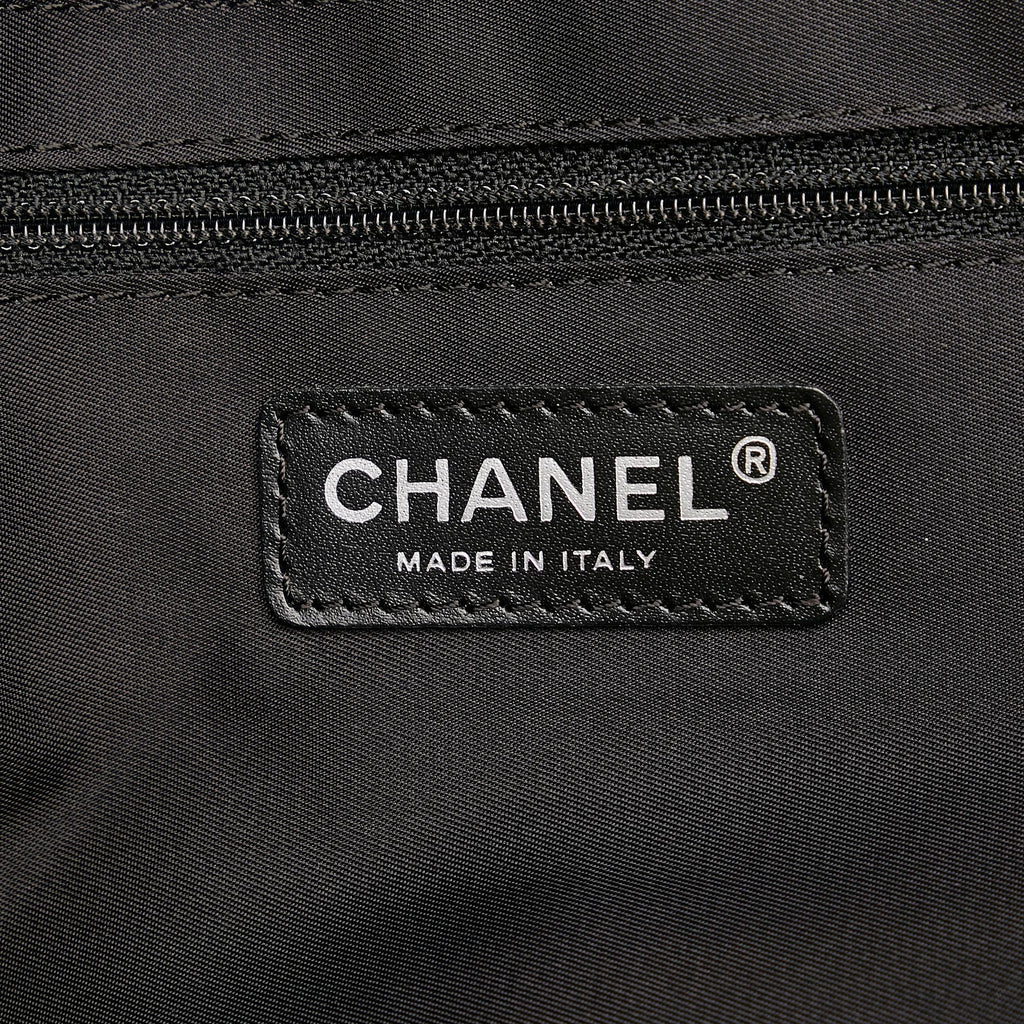 Chanel New Travel Line Nylon Handbag (SHG-31416)