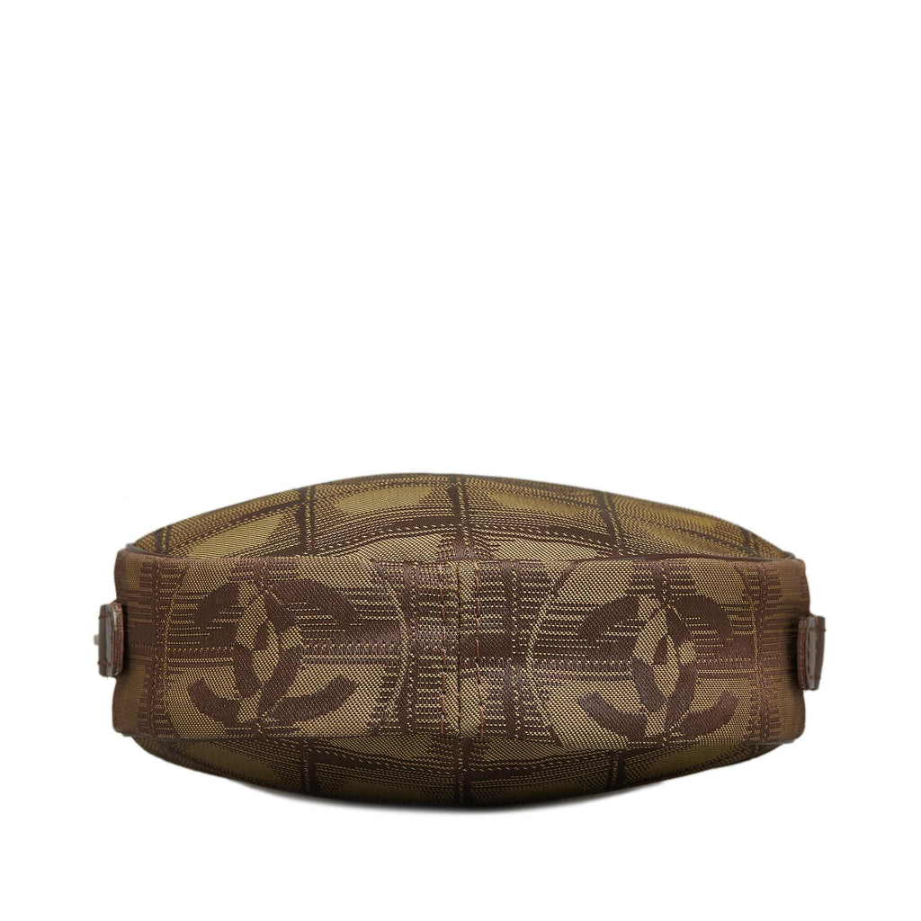 Chanel New Travel Line Nylon Pouch (SHG-AwMr2x)