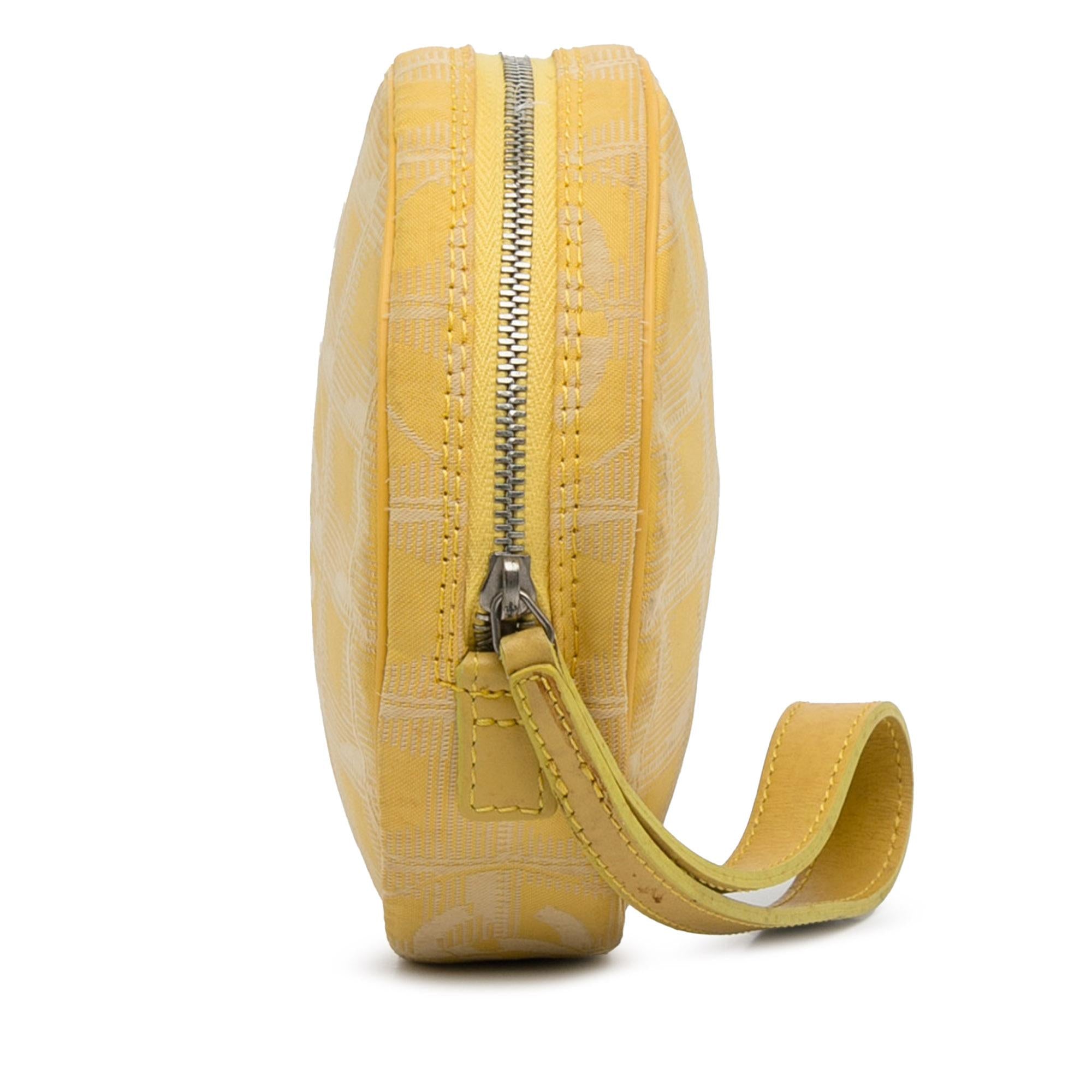 Chanel New Travel Line Nylon Pouch (SHG-9h8nrc)