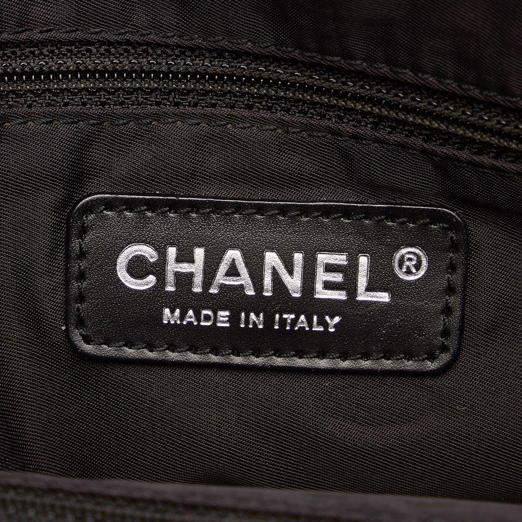 Chanel New Travel Line Nylon Tote Bag (SHG-28564)