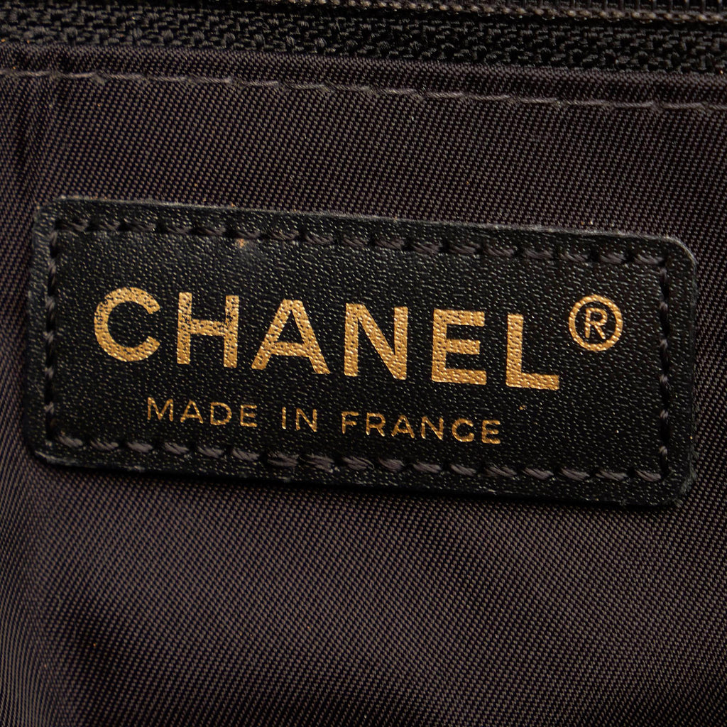 Chanel New Travel Line Nylon Tote Bag (SHG-28936)