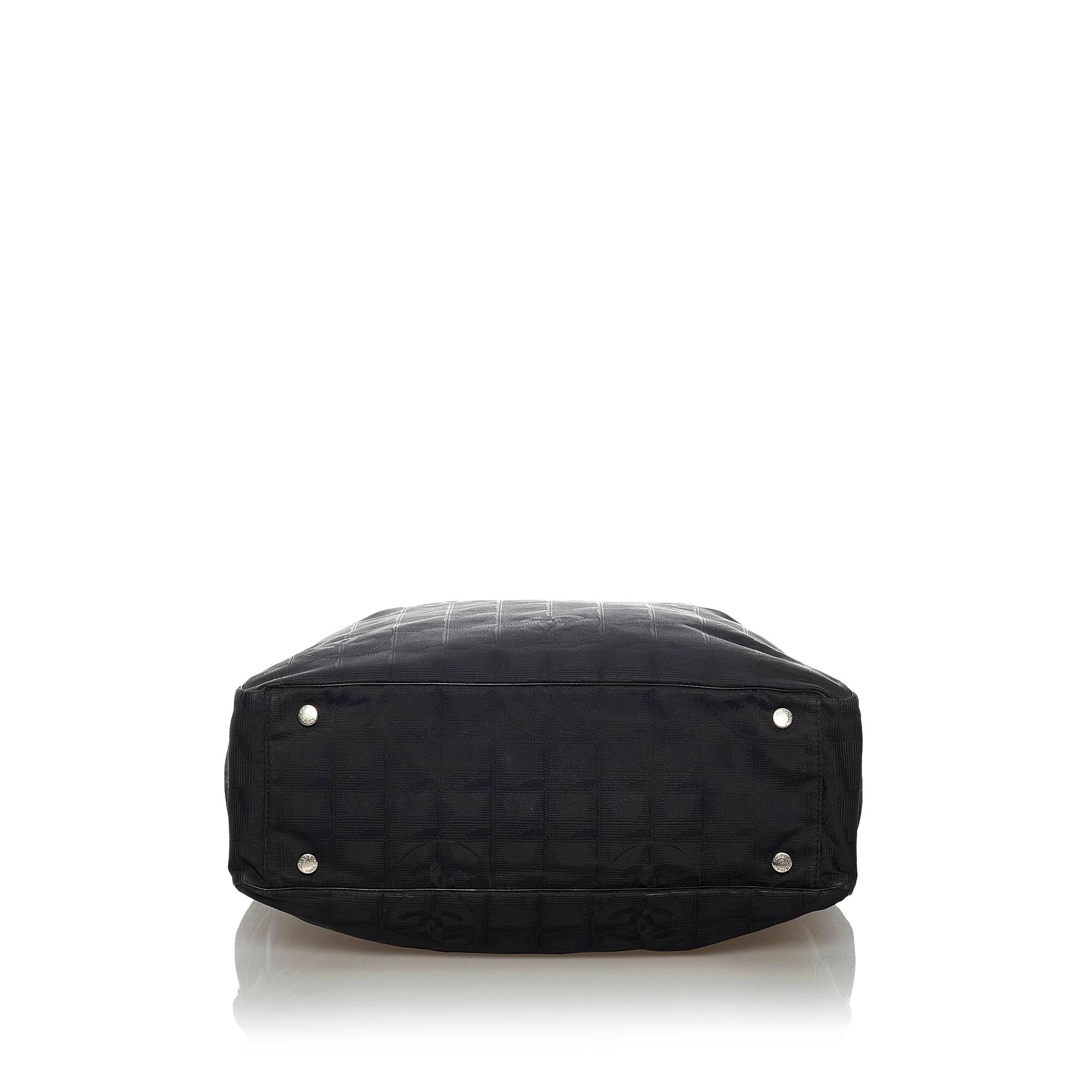 Chanel New Travel Line Nylon Tote Bag (SHG-29034)