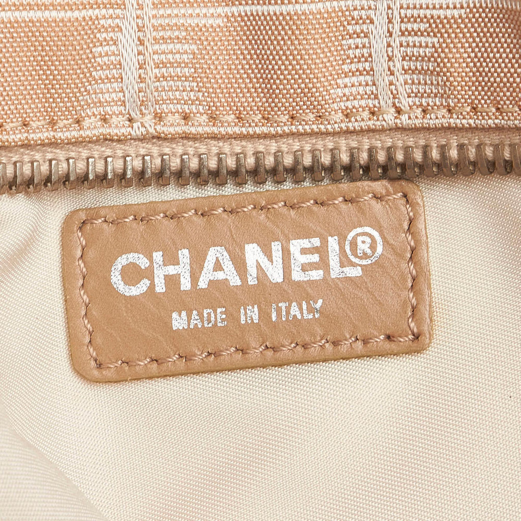 Chanel New Travel Line Nylon Tote Bag (SHG-32680)
