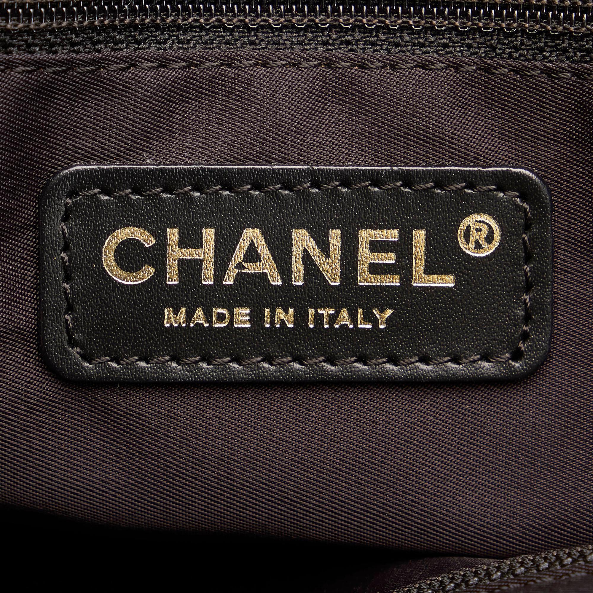 Chanel New Travel Line Nylon Tote Bag (SHG-33129)