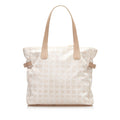 Chanel New Travel Line Tote (SHG-z9jvcG)