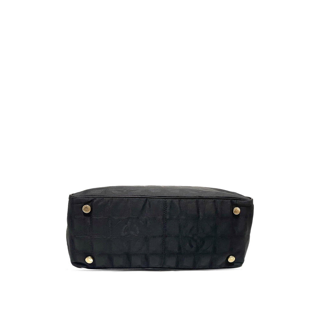 Chanel New Travel Line Tote (SHG-e9VRGA)