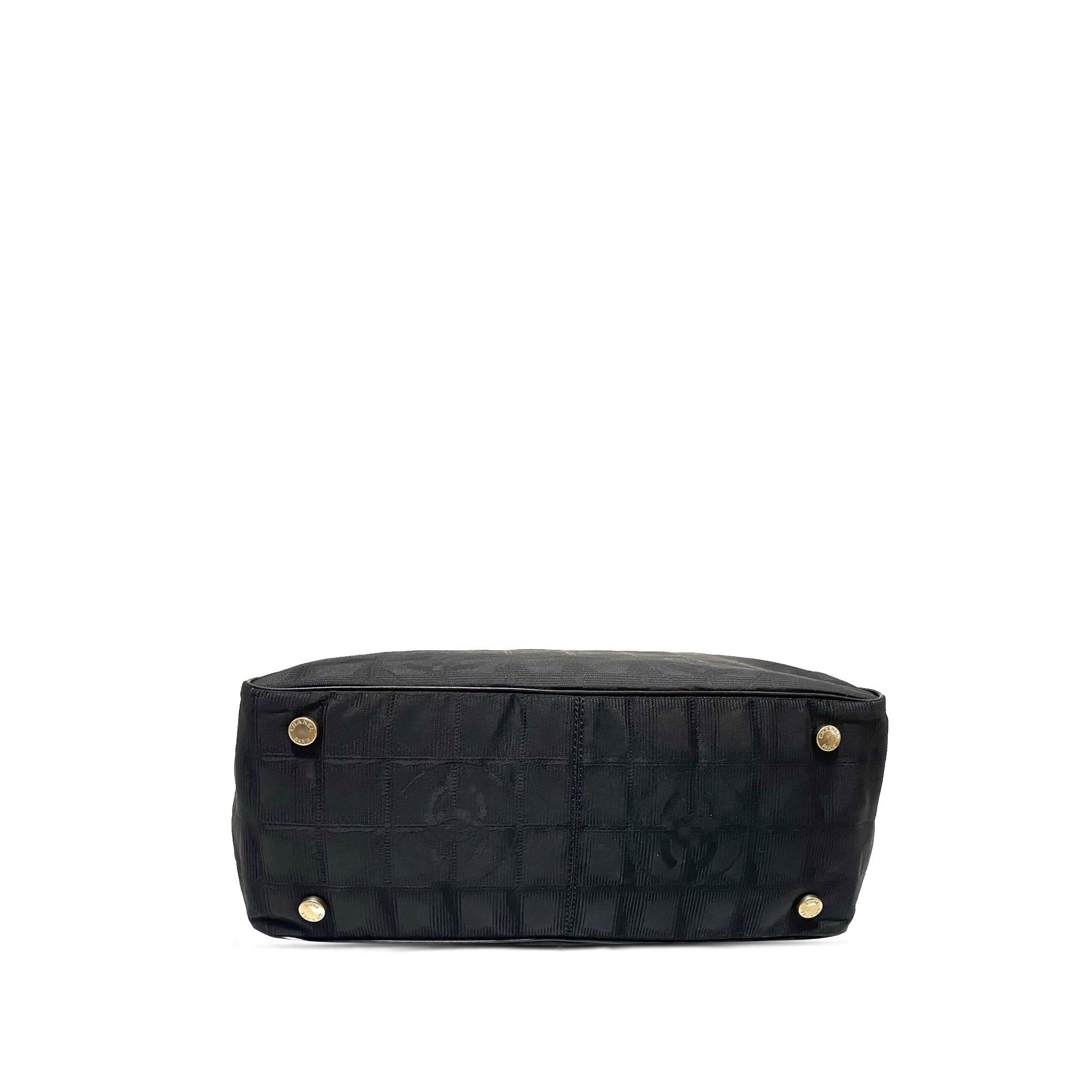 Chanel New Travel Line Tote (SHG-e9VRGA)