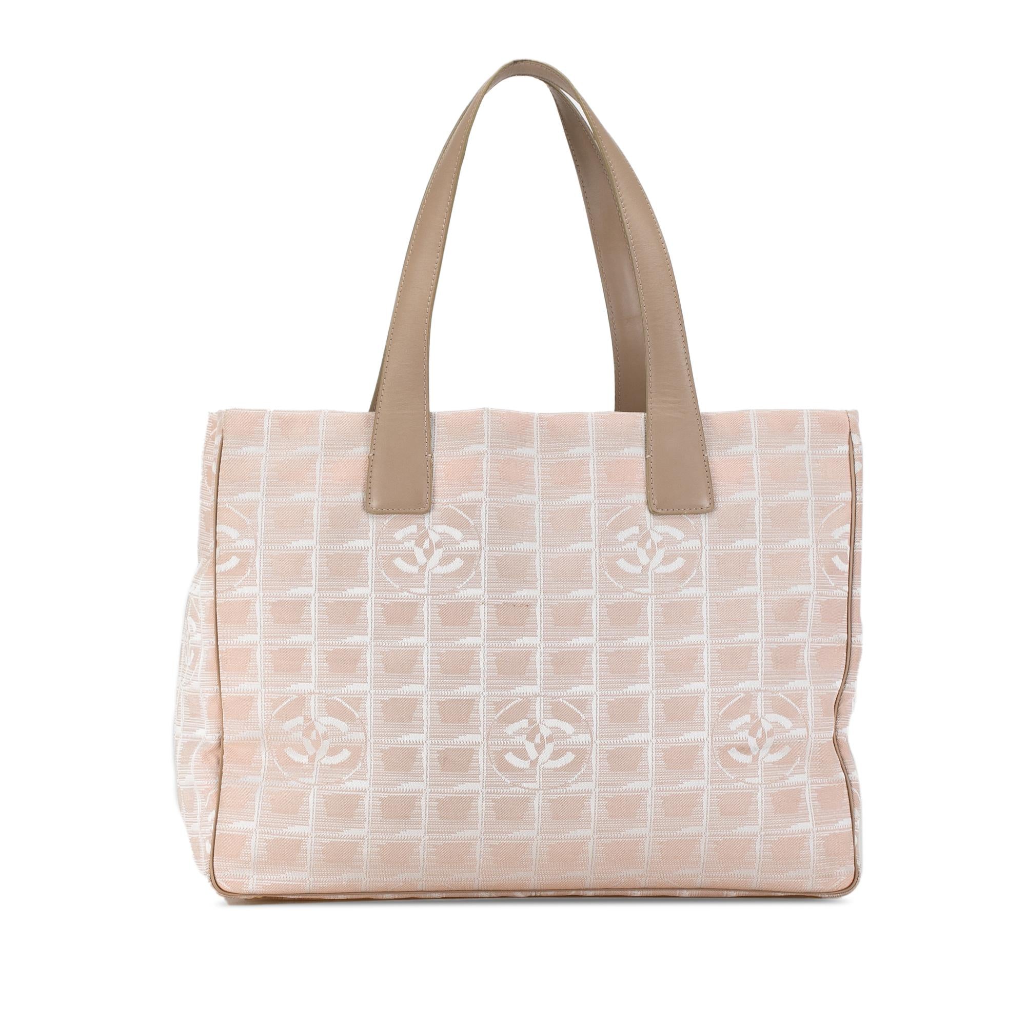 Chanel New Travel Line Tote (SHG-xl7A53)