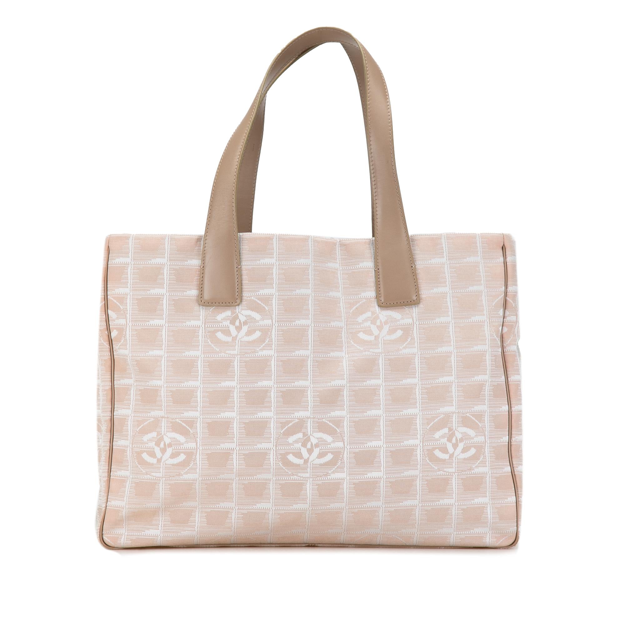 Chanel New Travel Line Tote (SHG-EGuO8A)