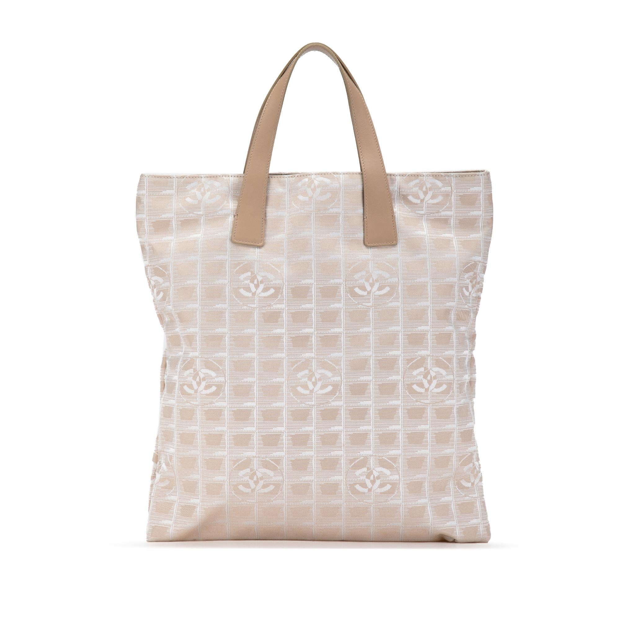 Chanel New Travel Line Tote (SHG-ewYGlz)