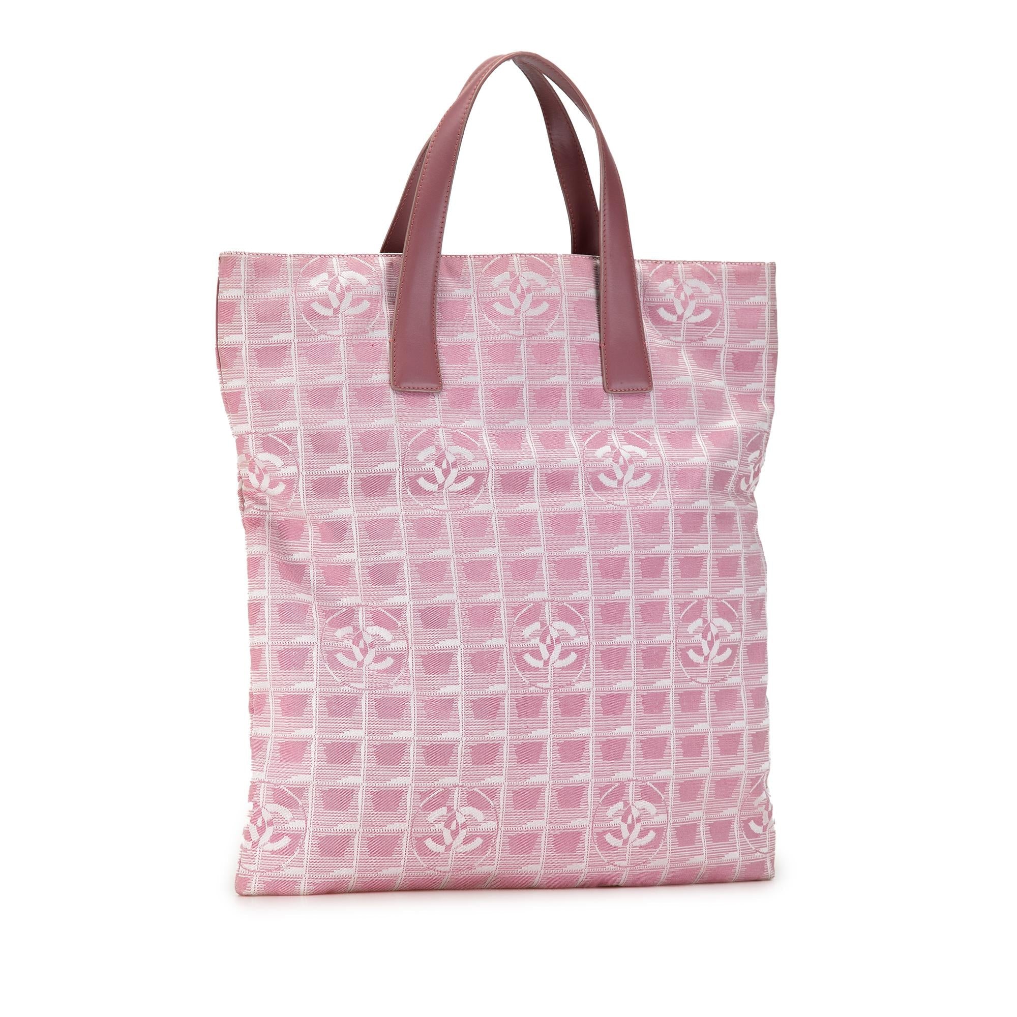 Chanel New Travel Line Tote (SHG-FmjYCT)