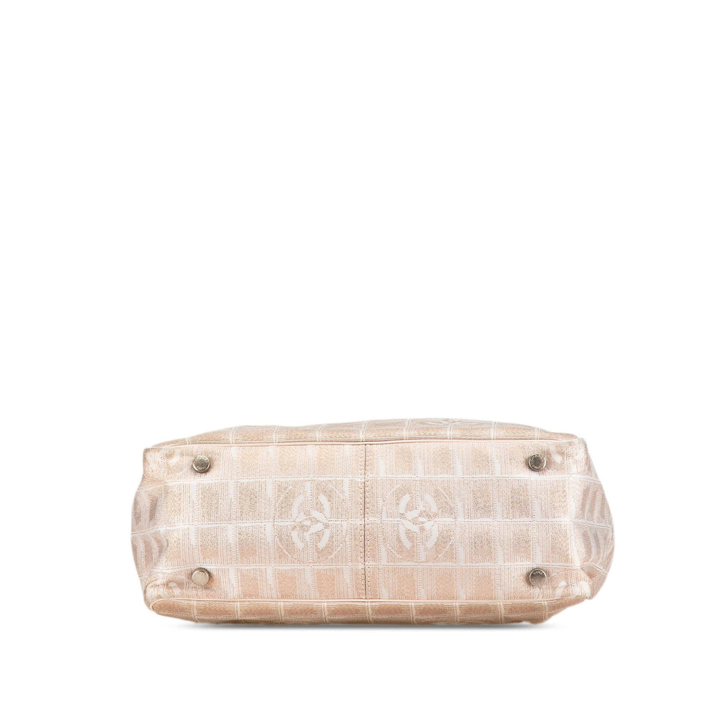Chanel New Travel Line Tote (SHG-ja8fnF)