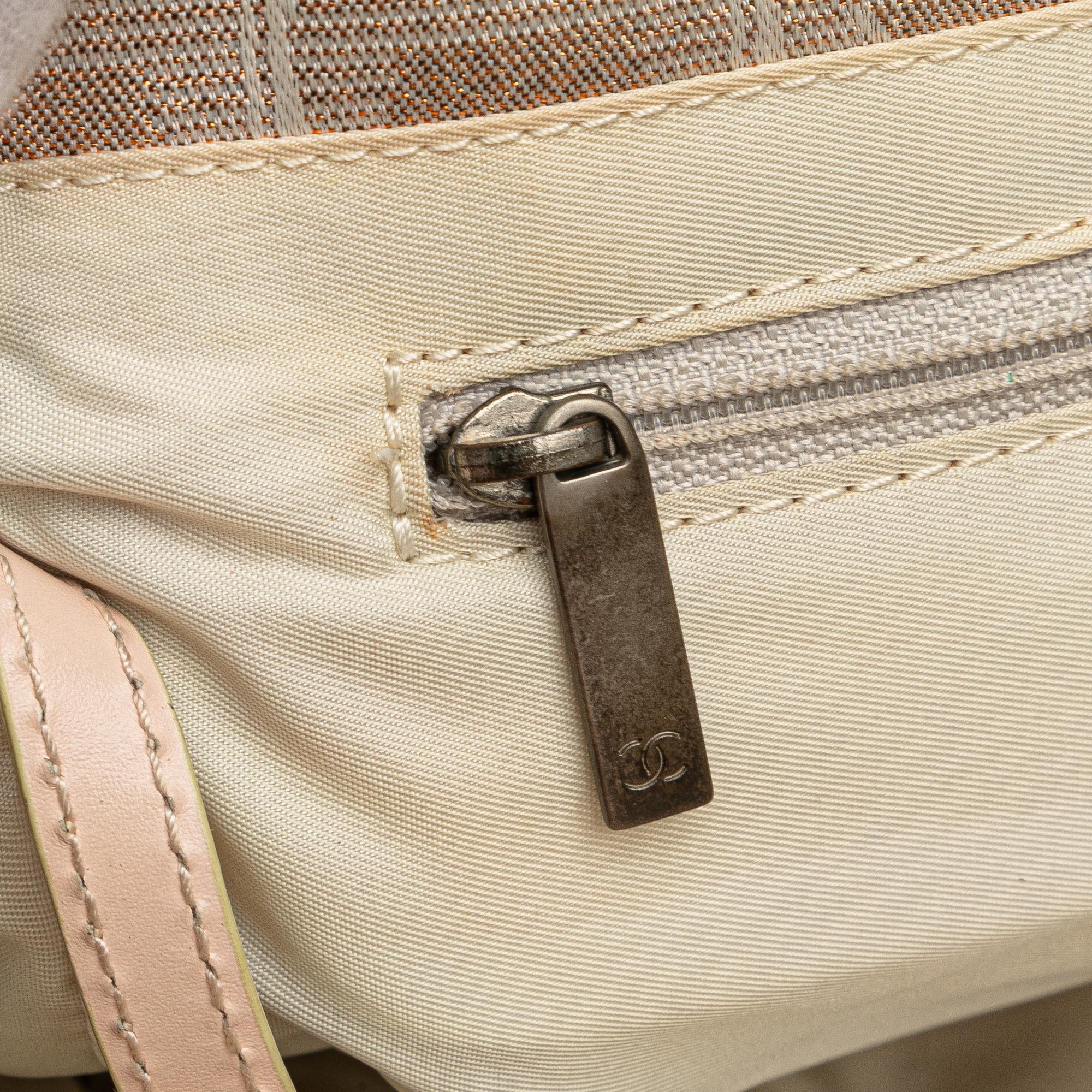 Chanel New Travel Line Tote (SHG-ja8fnF)