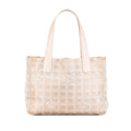 Chanel New Travel Line Tote (SHG-ja8fnF)
