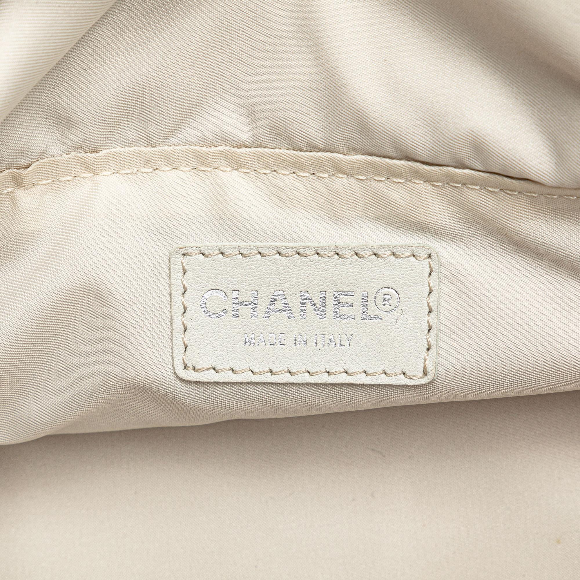 Chanel New Travel Line Vanity Bag (SHG-G7LQZN)