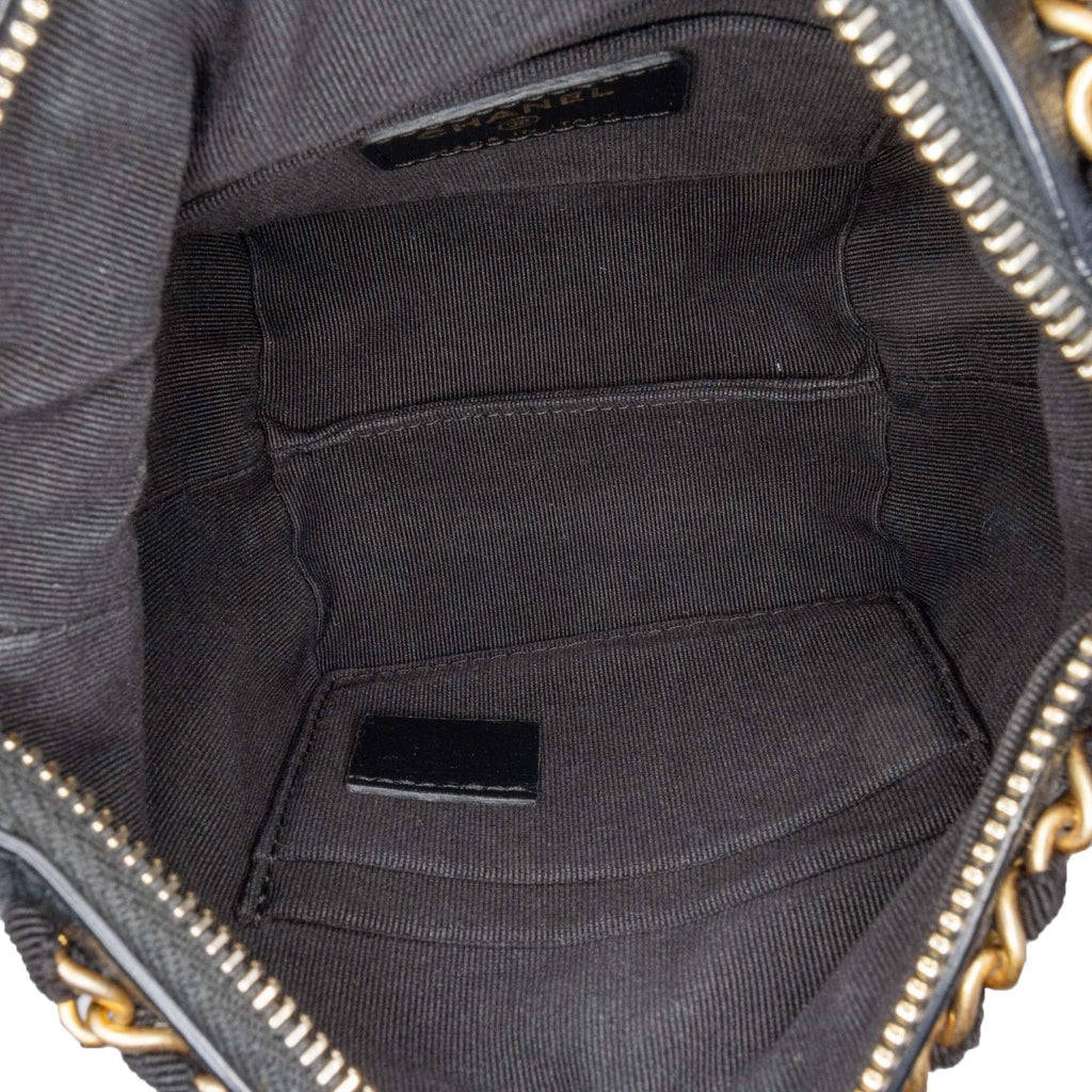 Chanel Nylon Grosgrain Lifestyle Clutch with Chain (SHG-UydKYK)