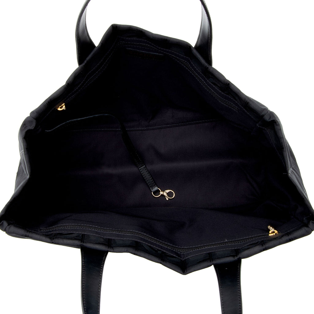 Chanel Nylon Travel Ligne Large Tote (SHF-5jrsyp)