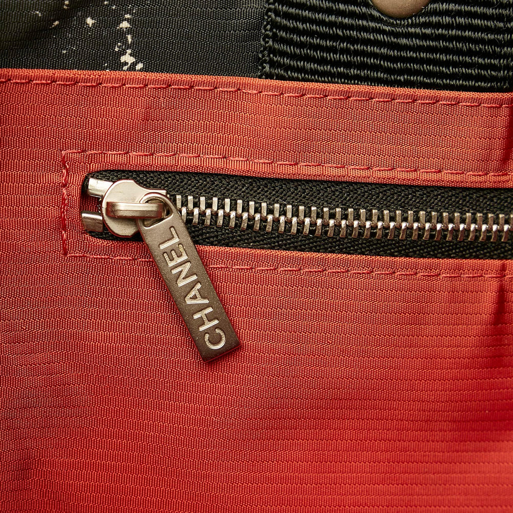 Chanel Old Travel Line Nylon Handbag (SHG-29407)