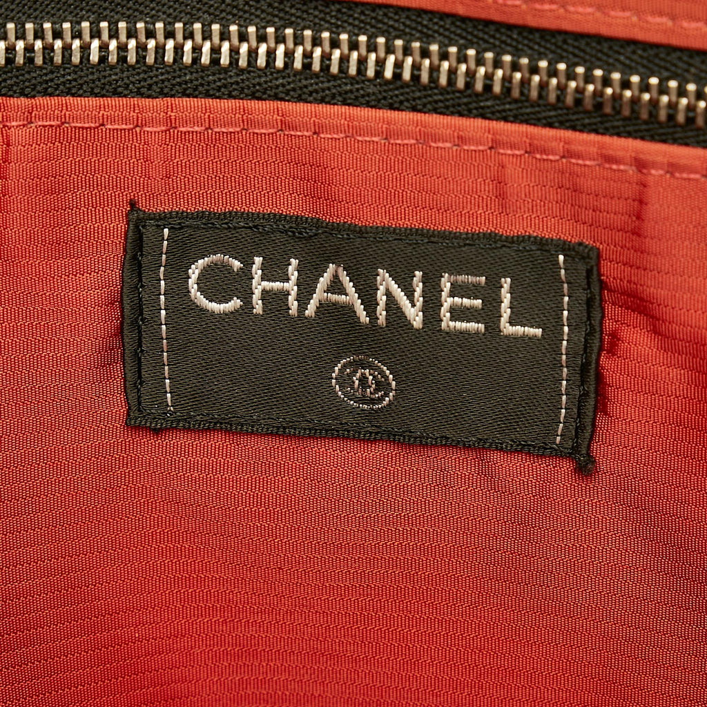 Chanel Old Travel Line Nylon Handbag (SHG-29407)