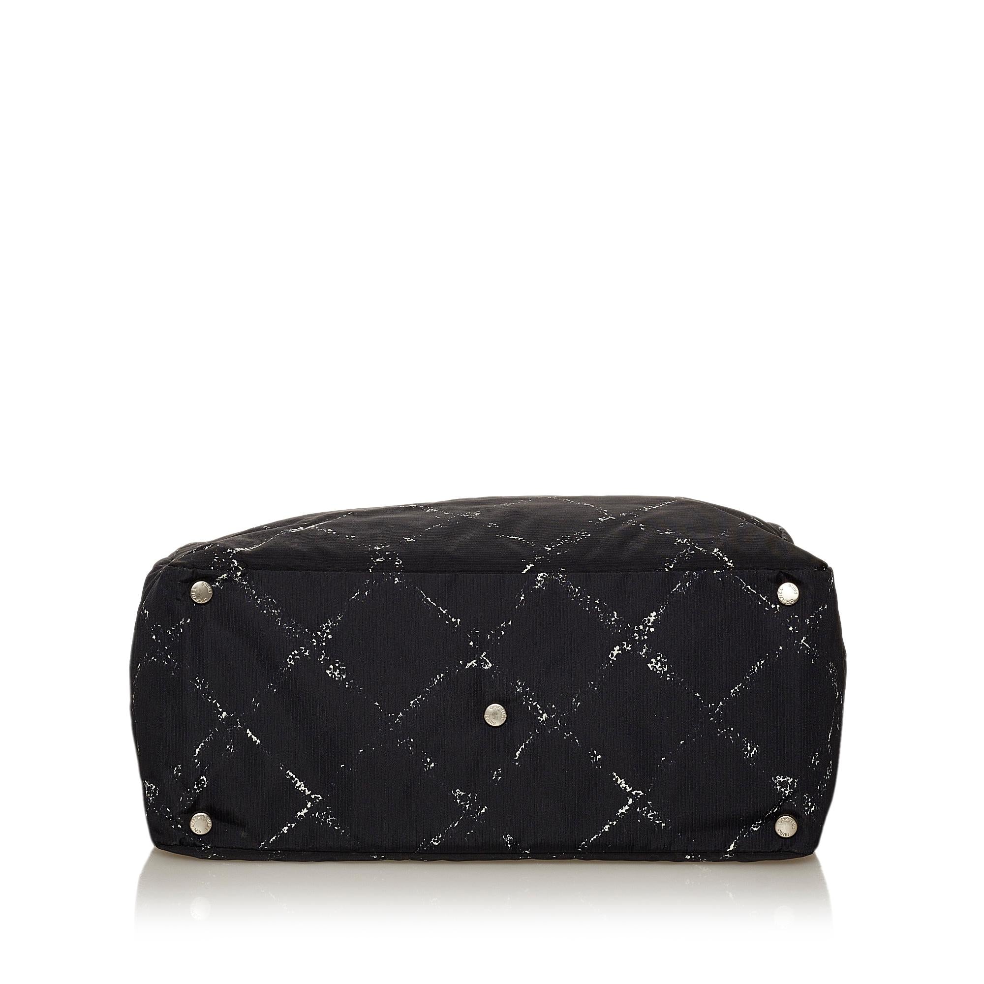 Chanel Old Travel Line Nylon Tote Bag (SHG-28505)