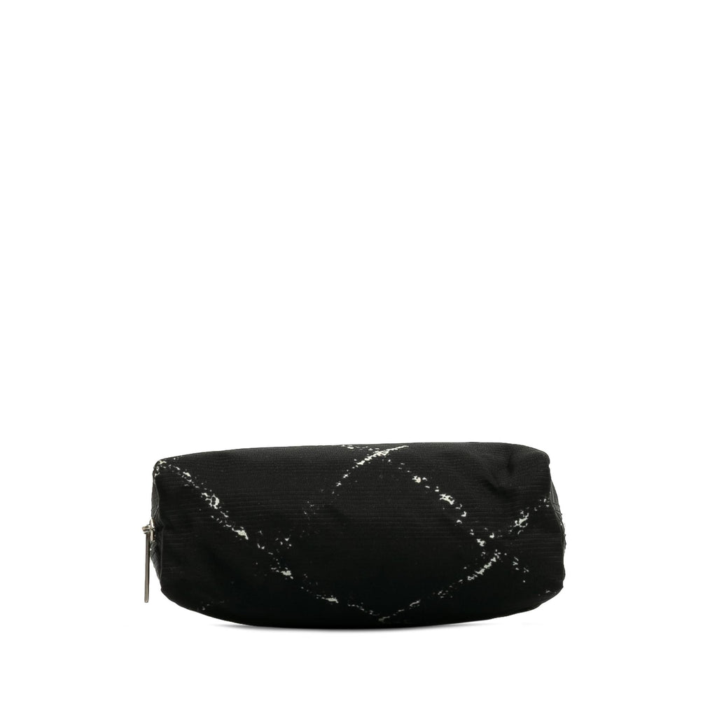 Chanel Old Travel Line Pouch (SHG-pKvZqJ)