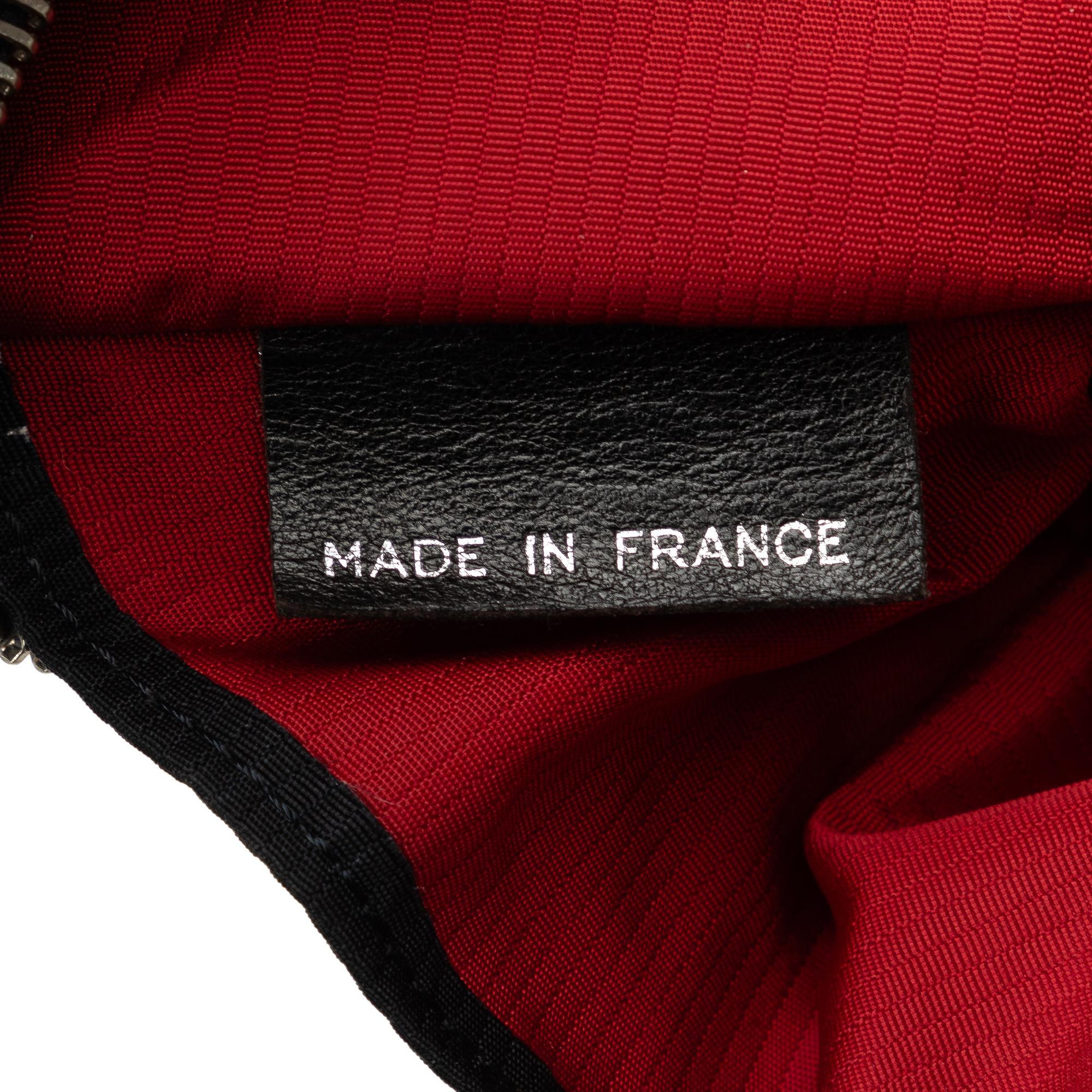 Chanel Old Travel Line Pouch (SHG-pKvZqJ)
