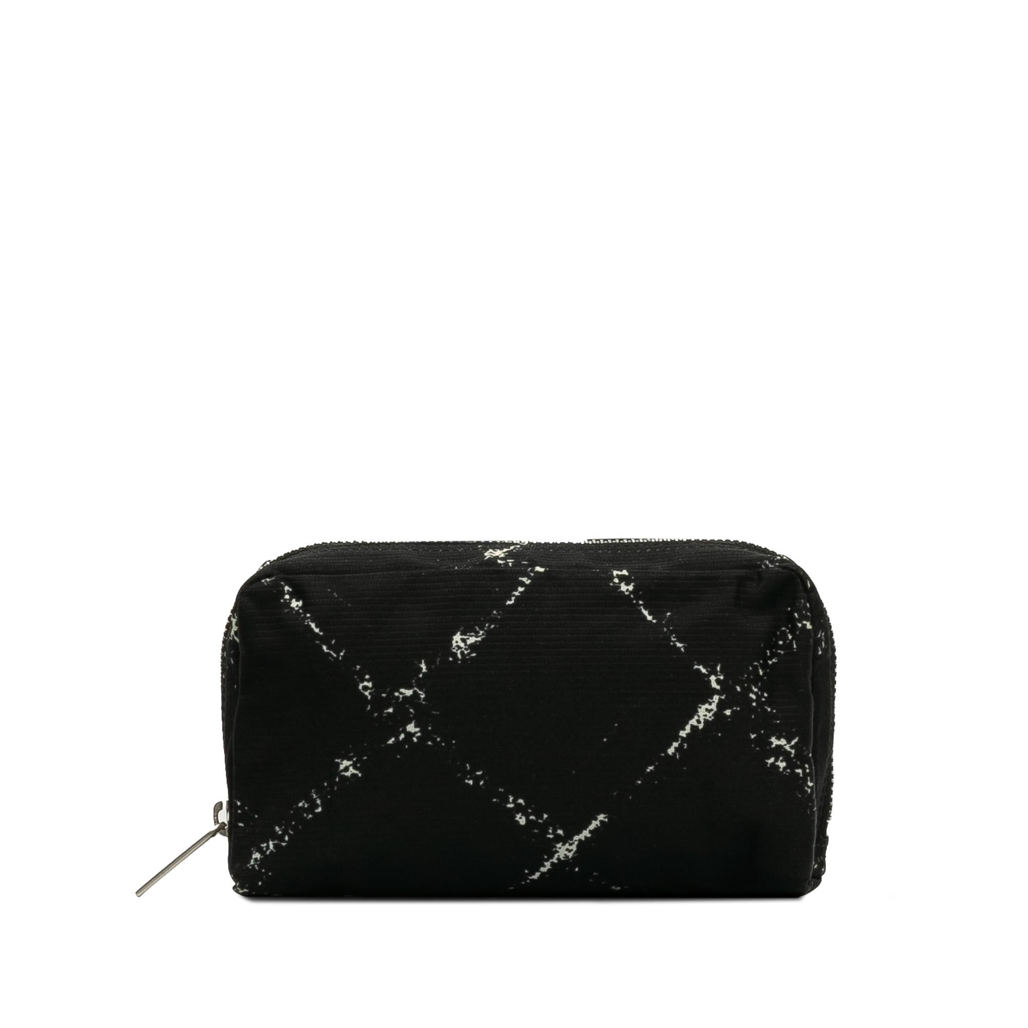 Chanel Old Travel Line Pouch (SHG-pKvZqJ)