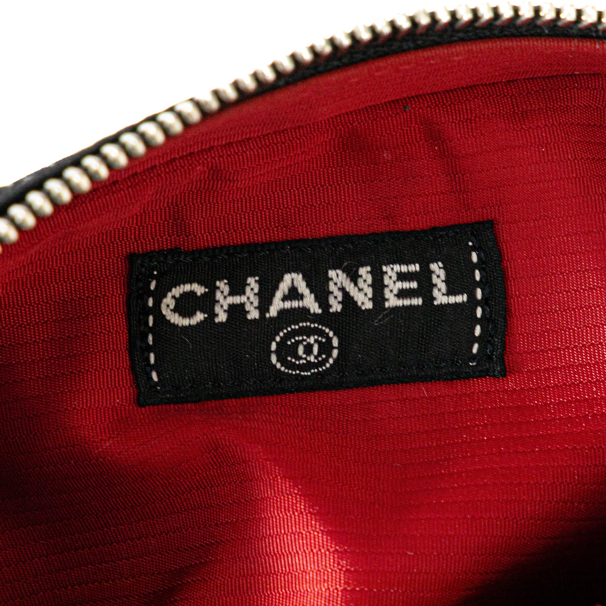 Chanel Old Travel Line Pouch (SHG-pKvZqJ)