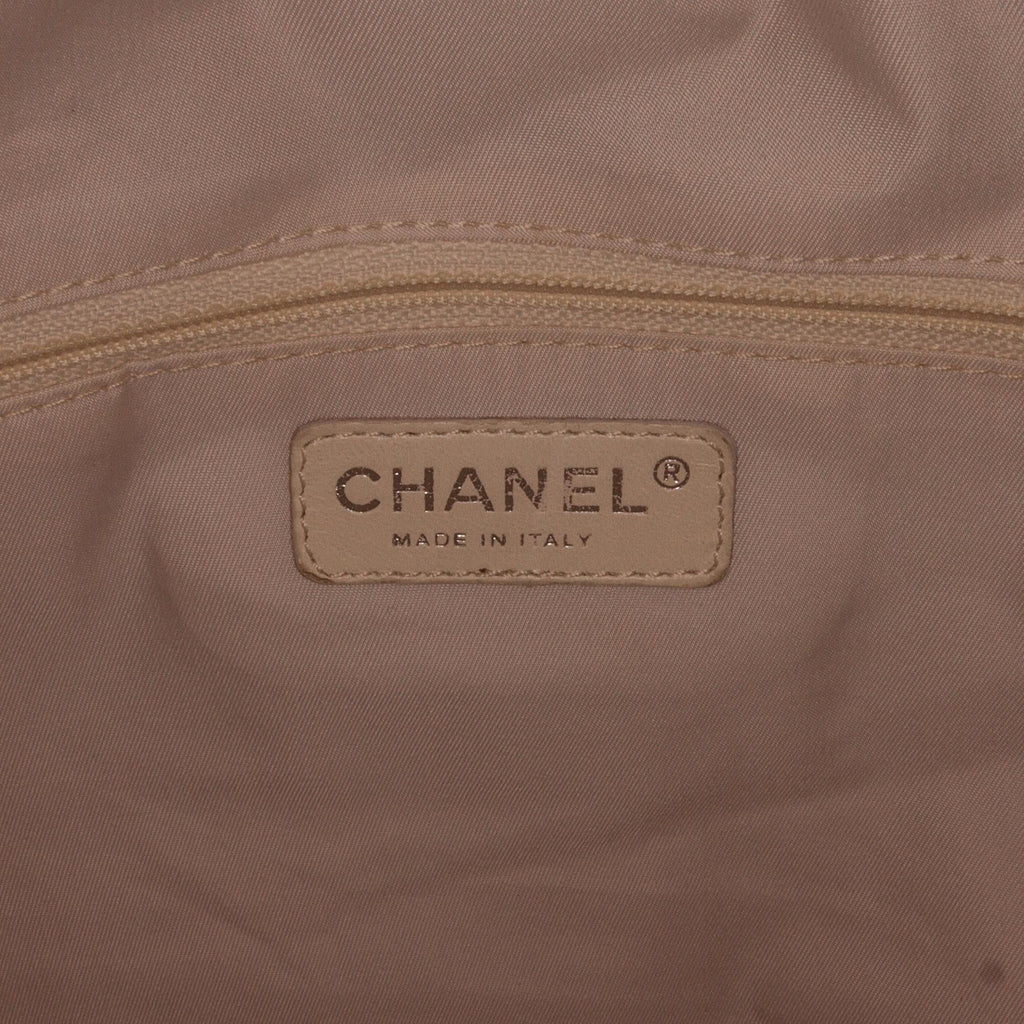 Chanel Paris Biarritz Tote (SHG-lQIpZ7)