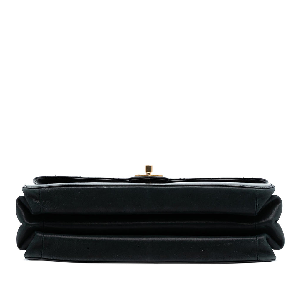 Chanel Paris Cosmopolite Aged Calfskin Straight Lined Flap