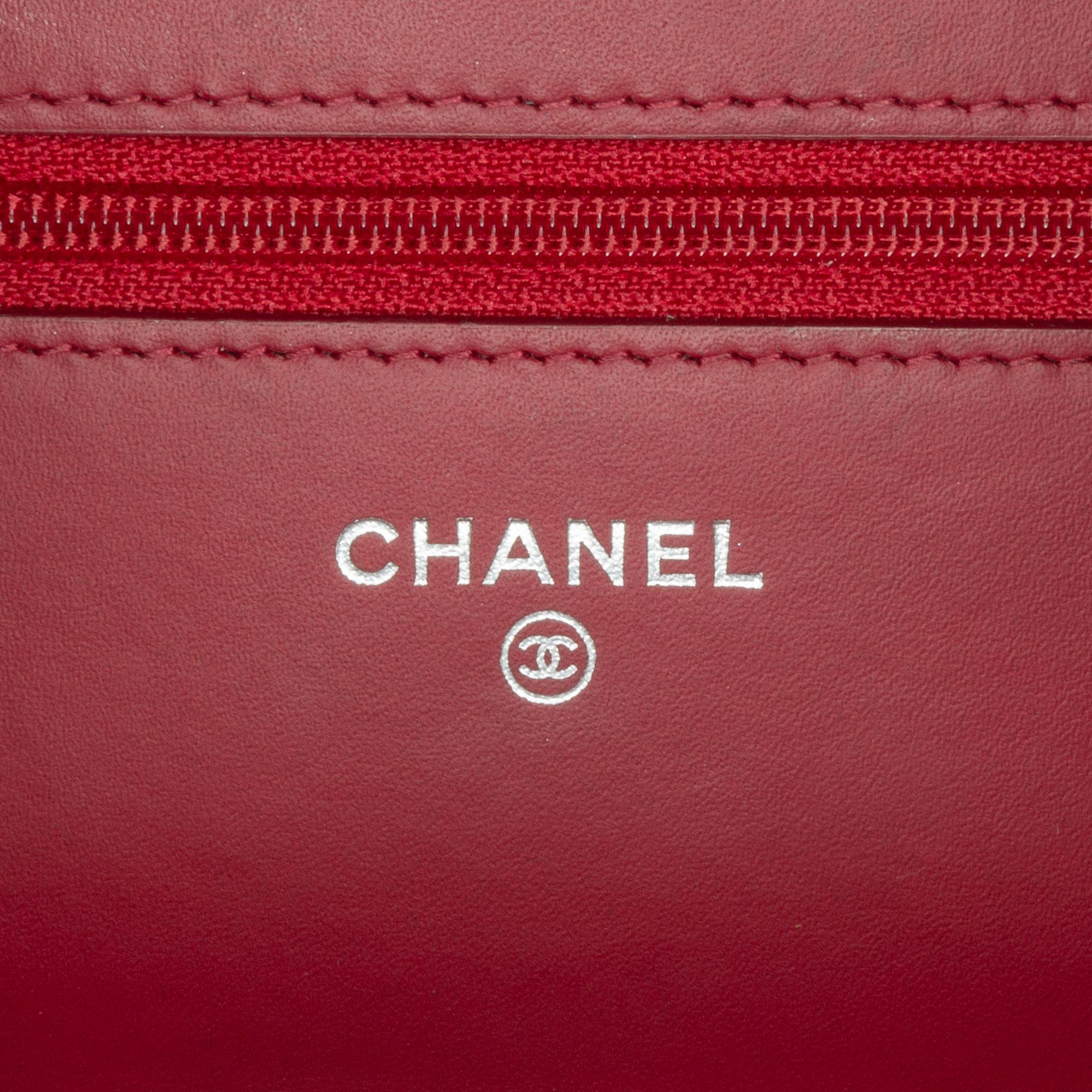 Chanel Paris Dallas CC Patent Goatskin Wallet on Chain (SHG-vrlUi1)