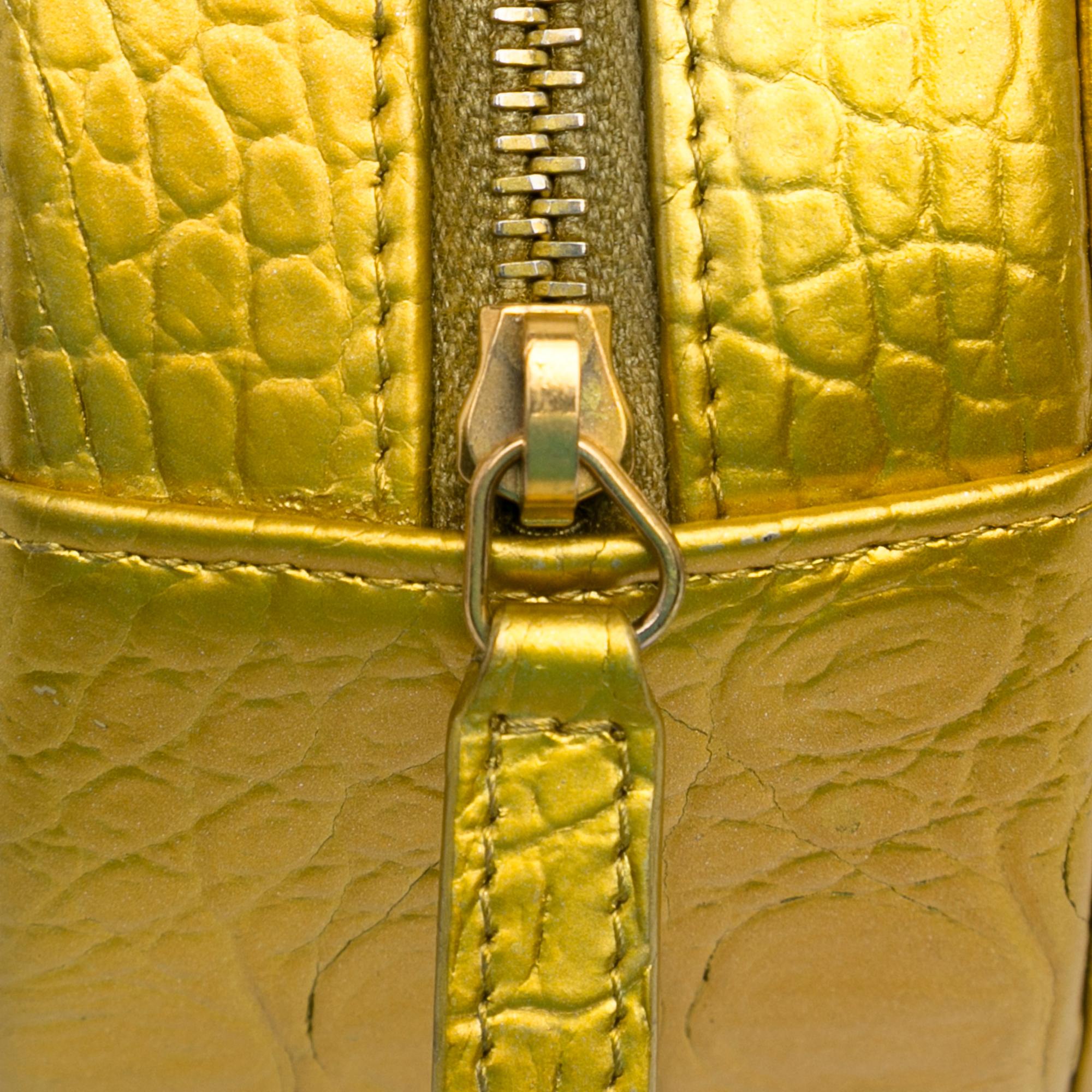 Chanel Paris-New York Coco Croc Round Crossbody Bag (SHG-5kZNxM)