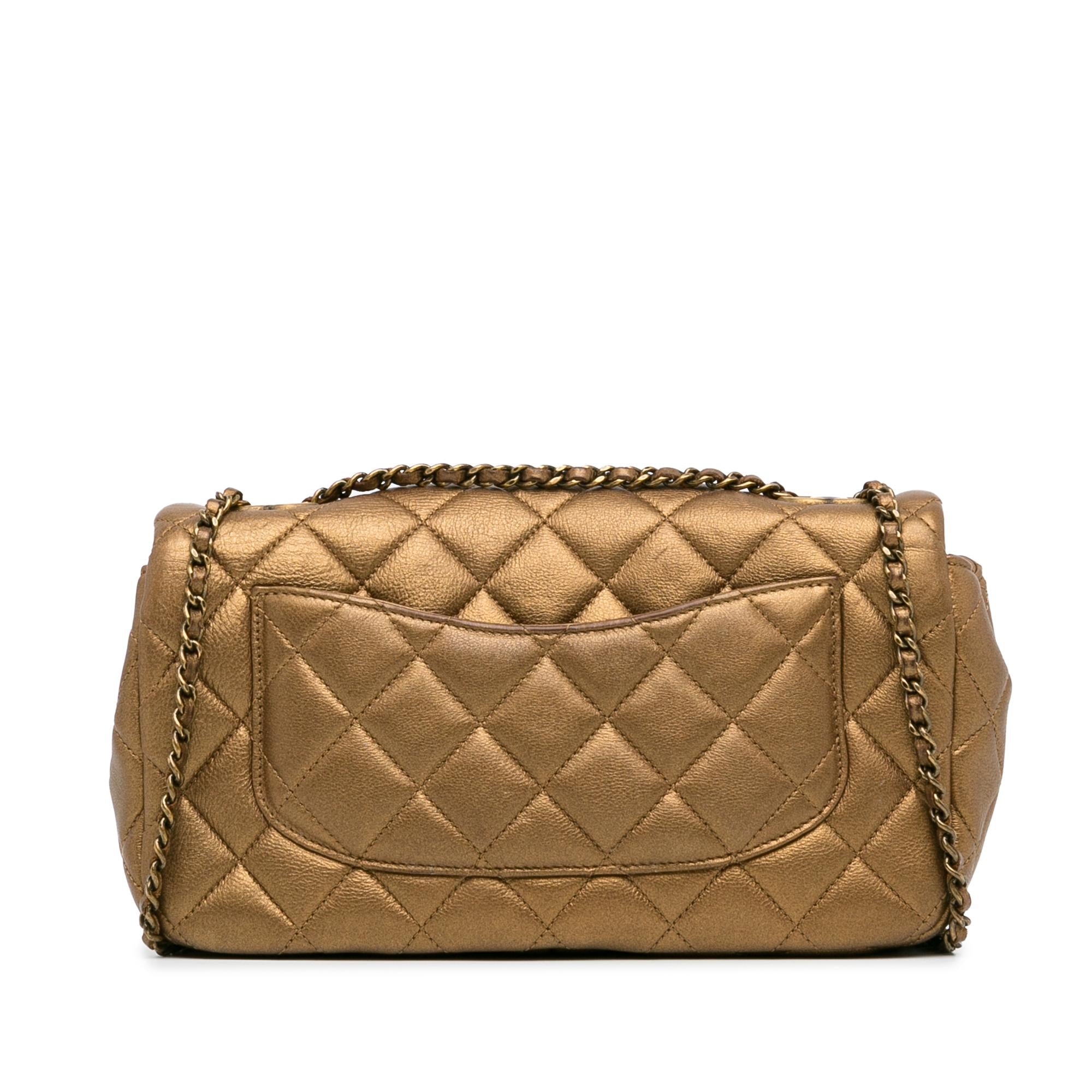 Chanel Paris-Salzburg Metallic Lambskin CC Eyelet Flap (SHG-E5PCT2)