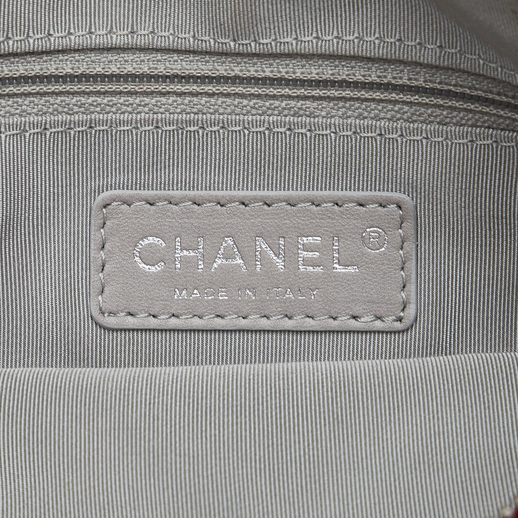 Chanel Paris-Shanghai On the Bund Pochette (SHG-Nwlblg)