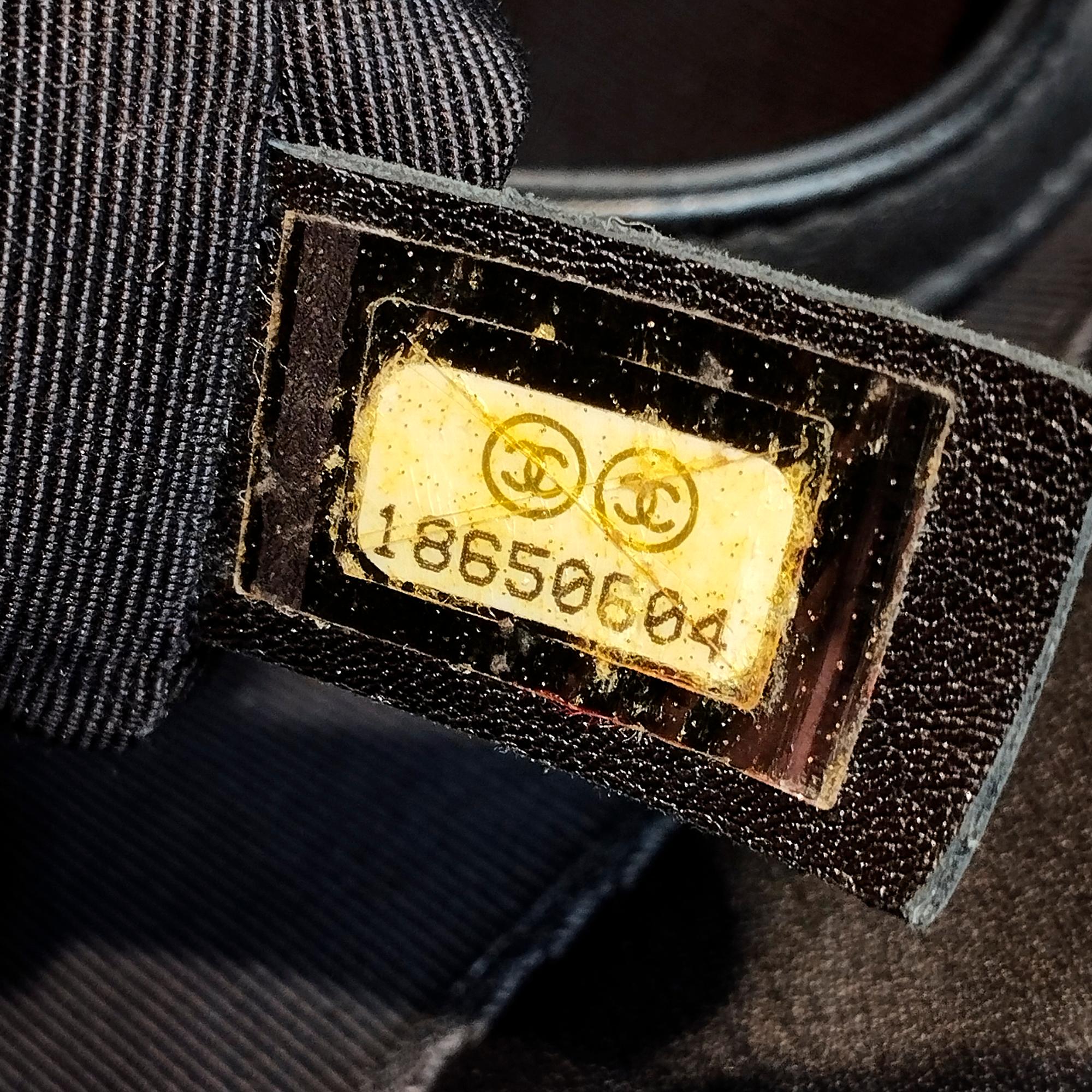 Chanel Patent Boy Reverso Shopping Tote (SHG-hSjbqX)