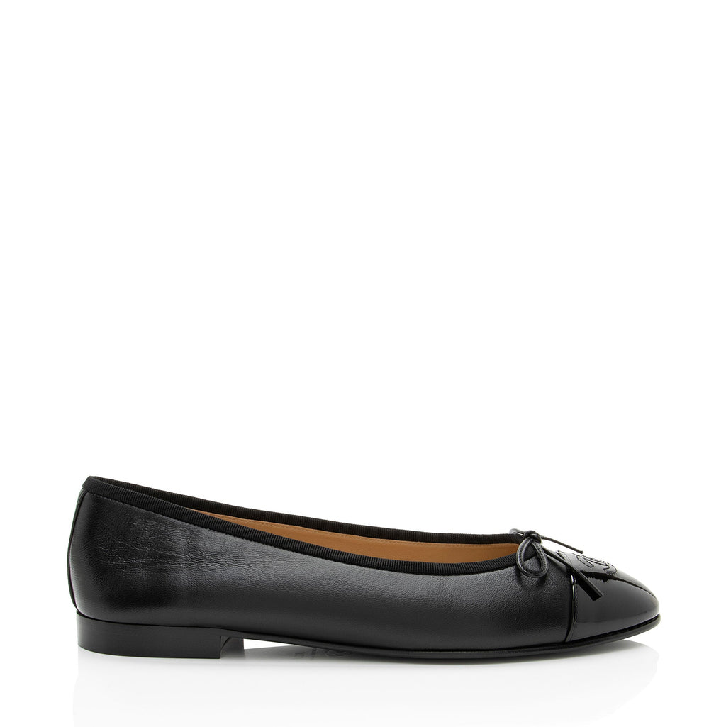 Chanel Patent Calfskin CC Cap Toe Ballet Flats - Size 10.5 / 40.5