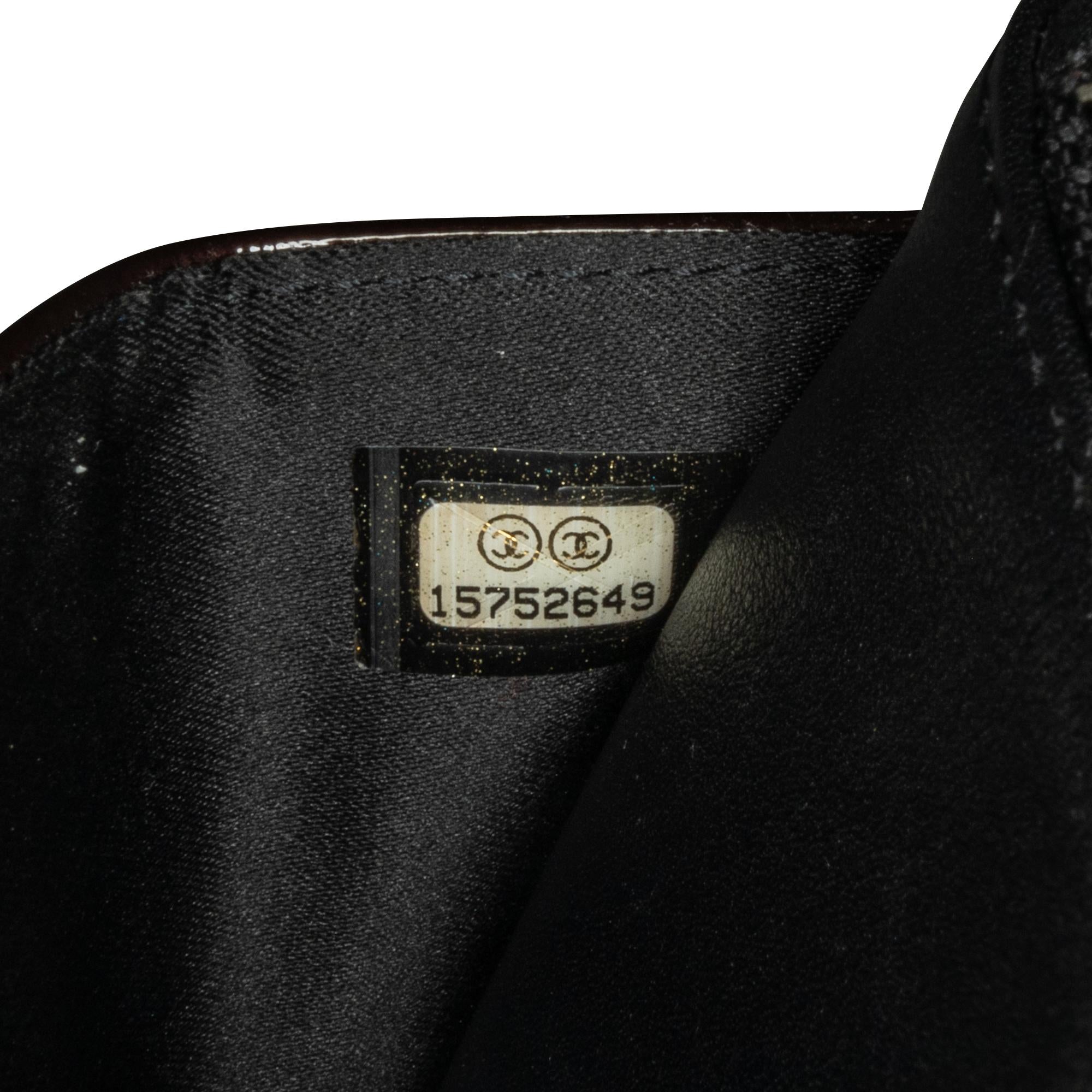 Chanel Patent Camellia Wallet On Chain (SHG-s5zcX3)