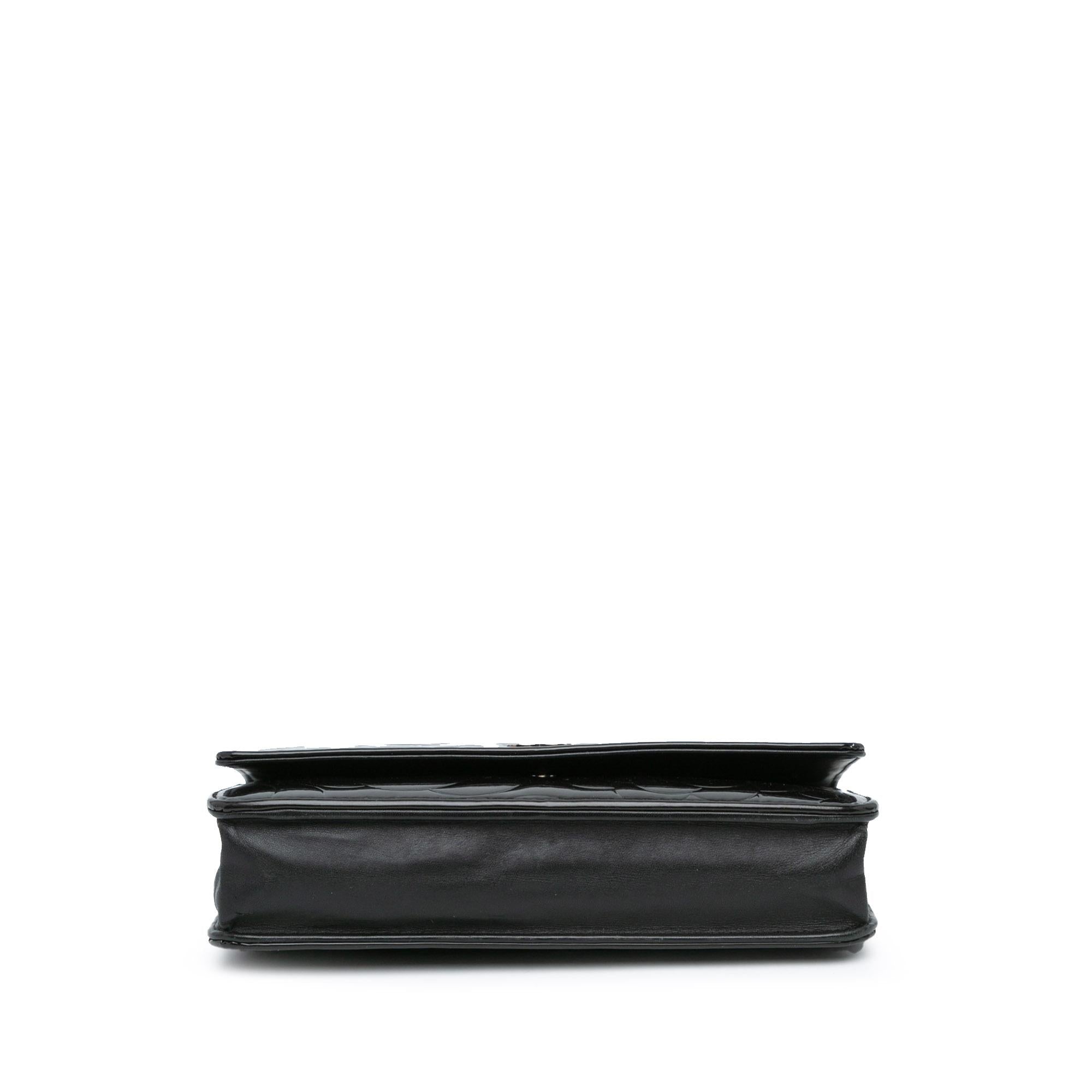 Chanel Patent Camellia Wallet On Chain (SHG-jbYGWh)