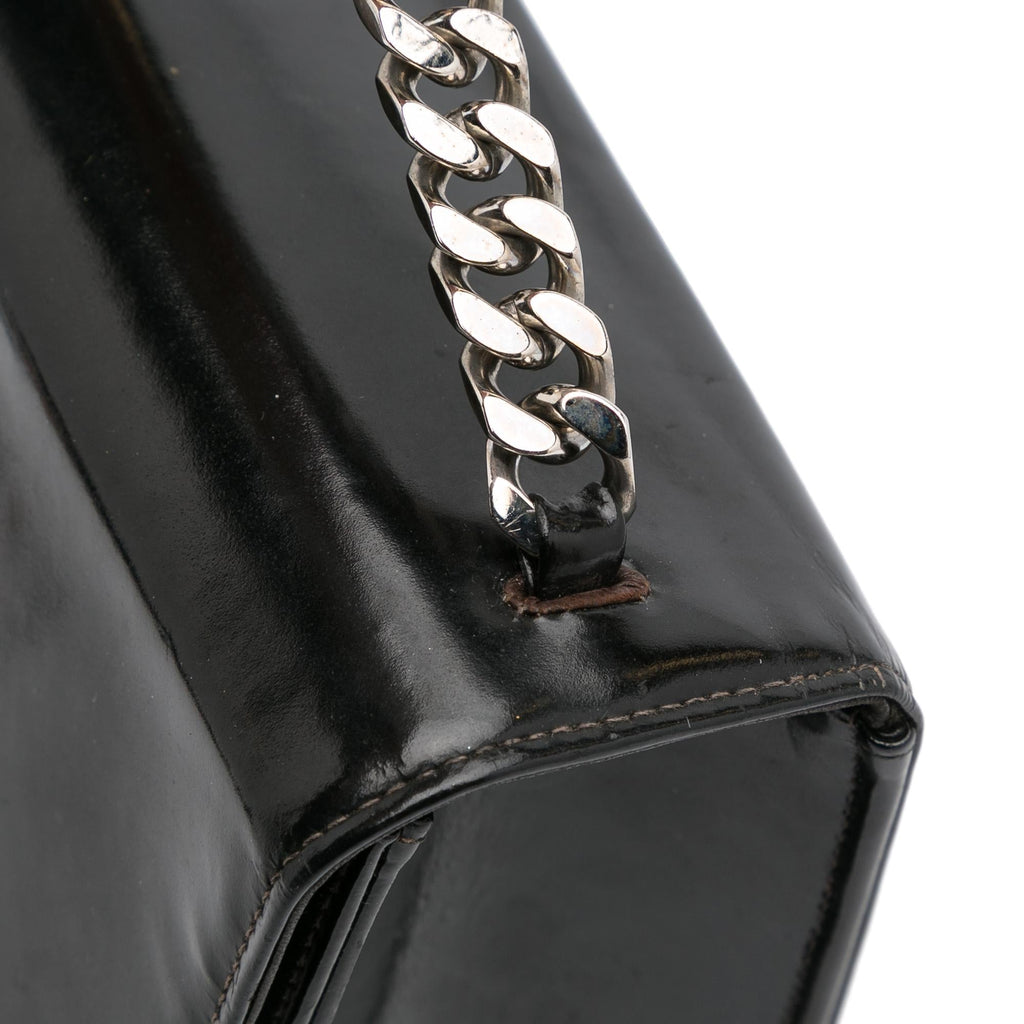 Chanel Patent Flap Handbag (SHG-WgjTfx)