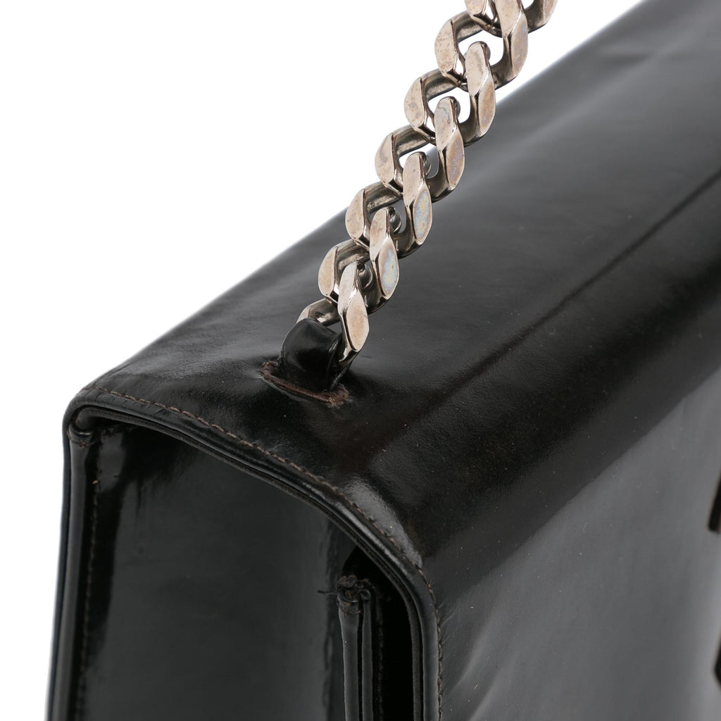 Chanel Patent Flap Handbag (SHG-WgjTfx)