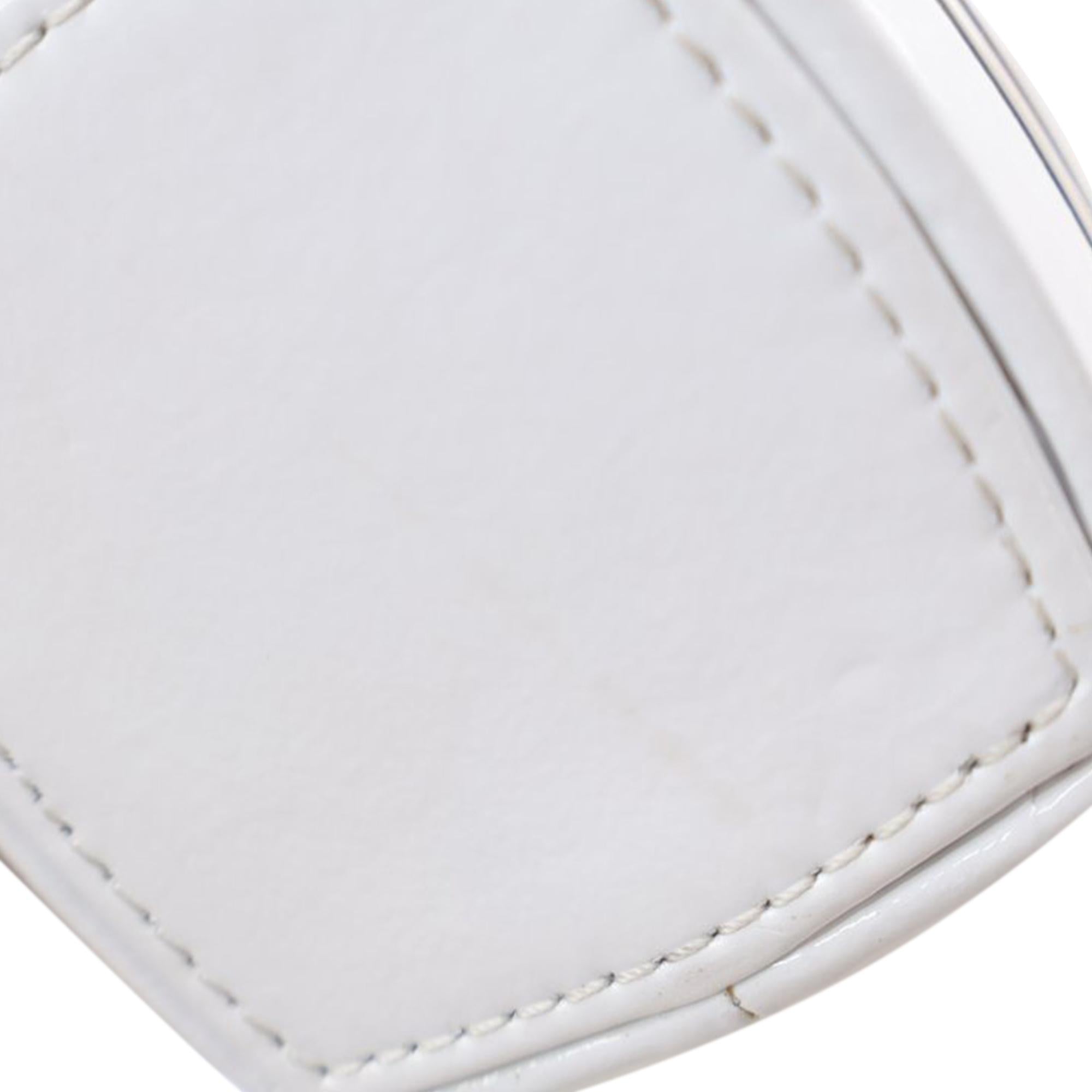 Chanel Patent Goatskin Make-Up Box Clutch With Chain (SHG-cNmuxS)
