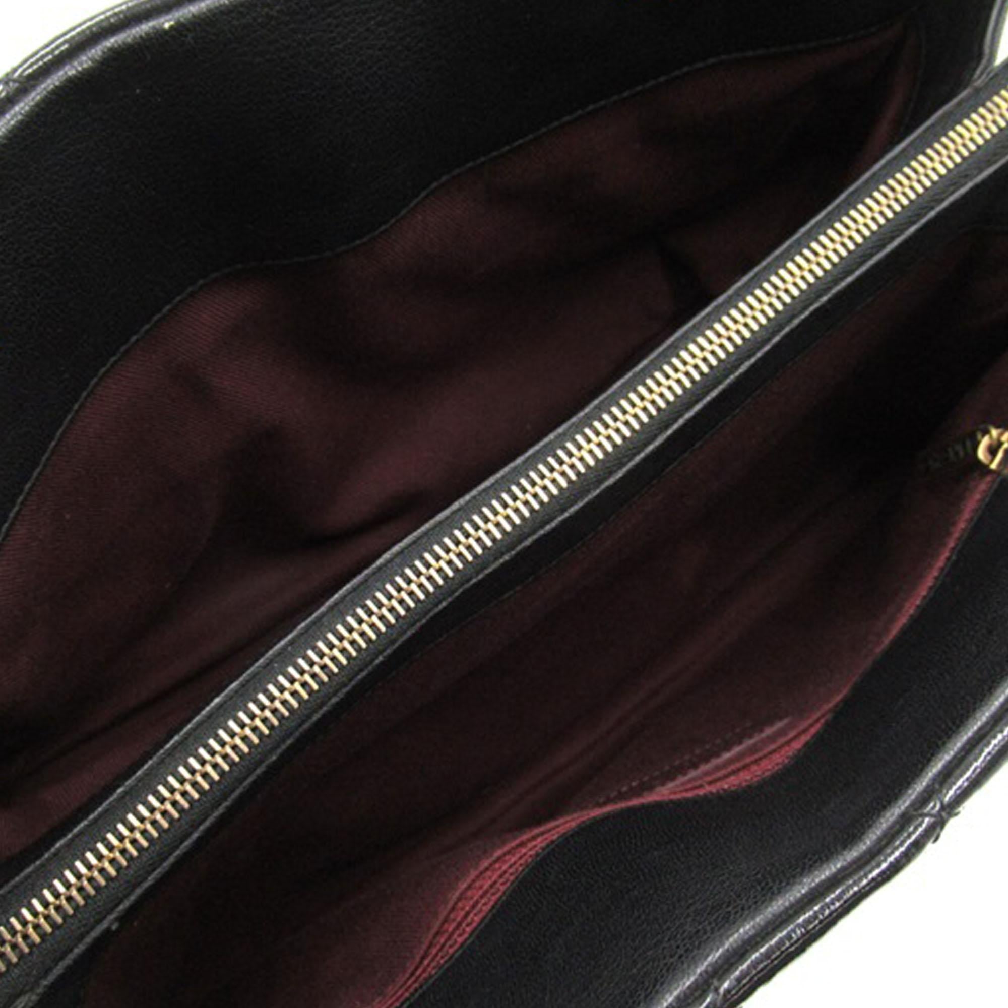 Chanel Patent Goatskin Paris Salzburg CC Eyelet Shoulder Bag (SHG-kMMOtX)