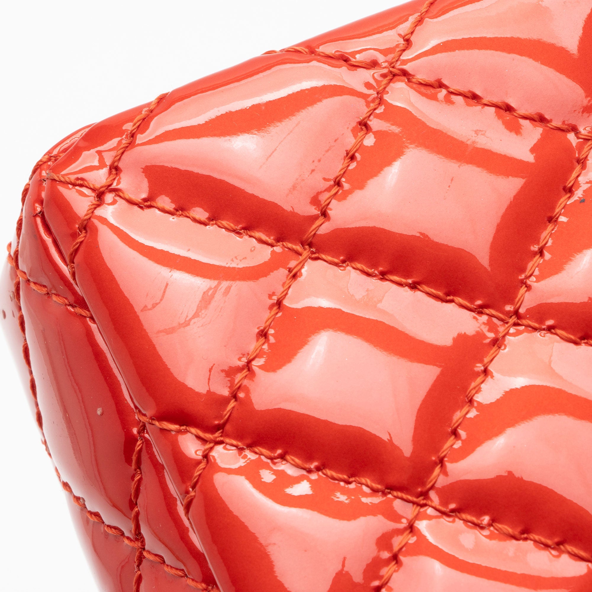 Chanel Patent Leather 2.55 Reissue E/W Clutch (SHF-Og65LE)