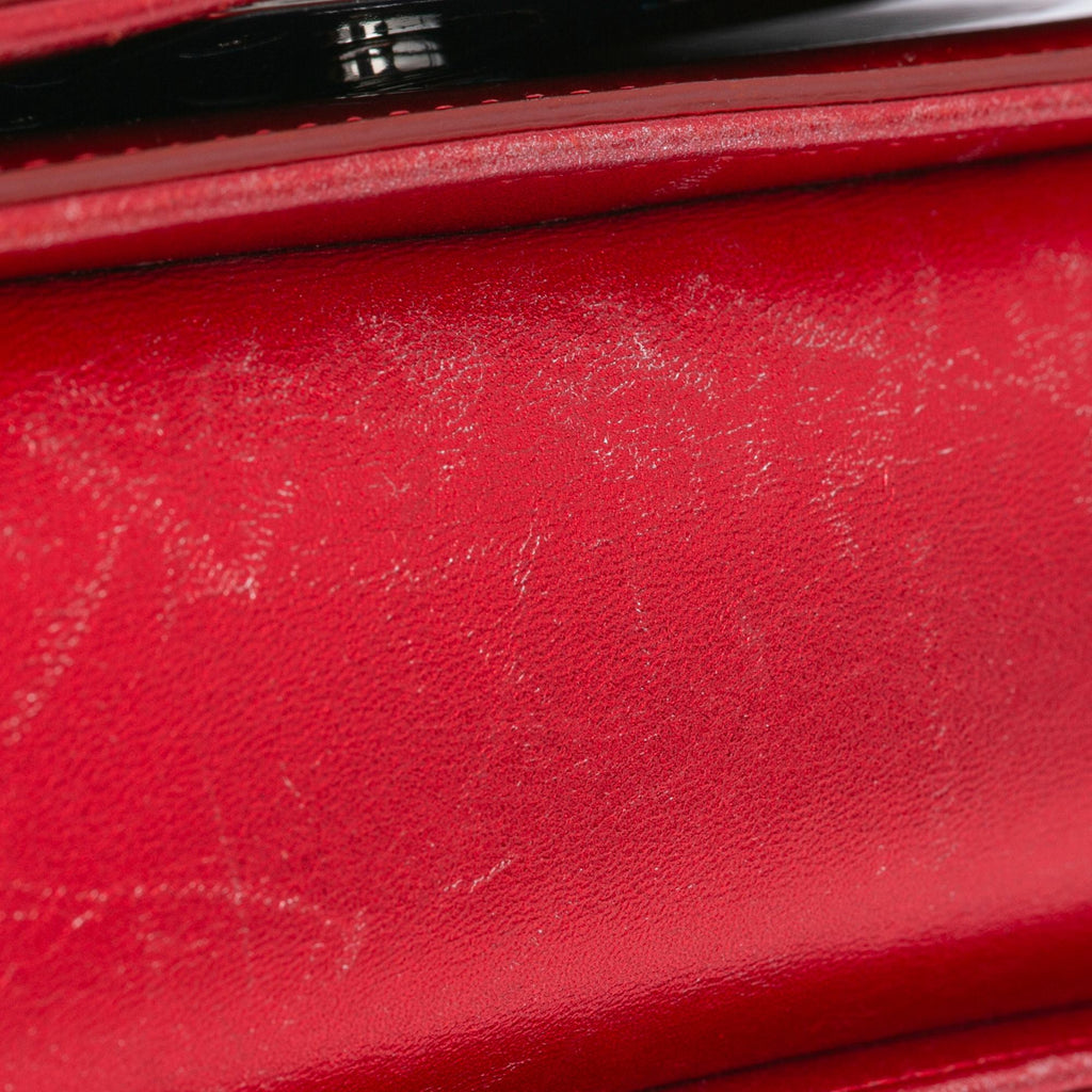 Chanel Patent Leather Boy Bag (SHG-TYu9KZ)